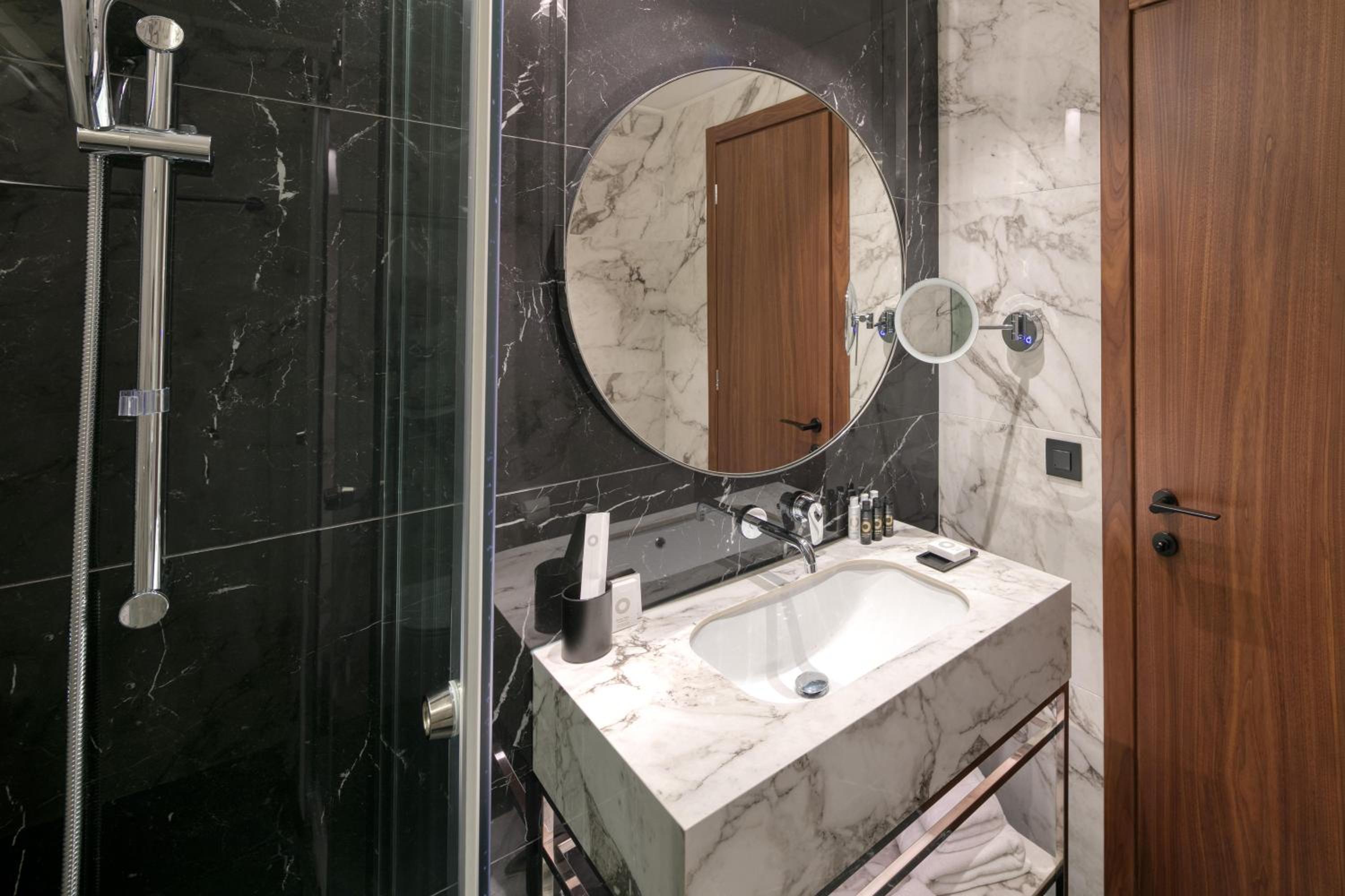 Superior Double or Twin Room with Sea View - Photo 4