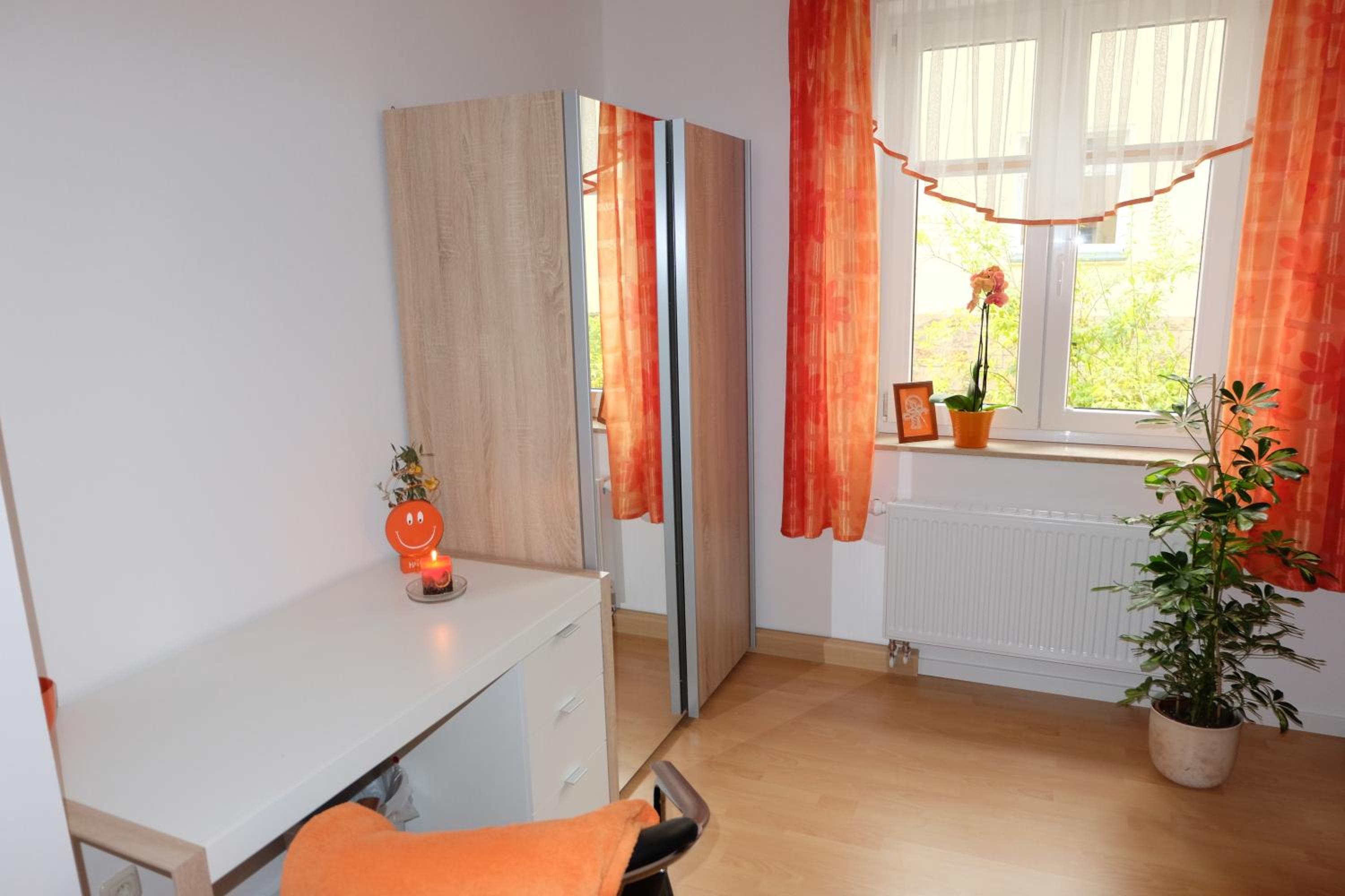 Single Room with Private Bathroom photo 3