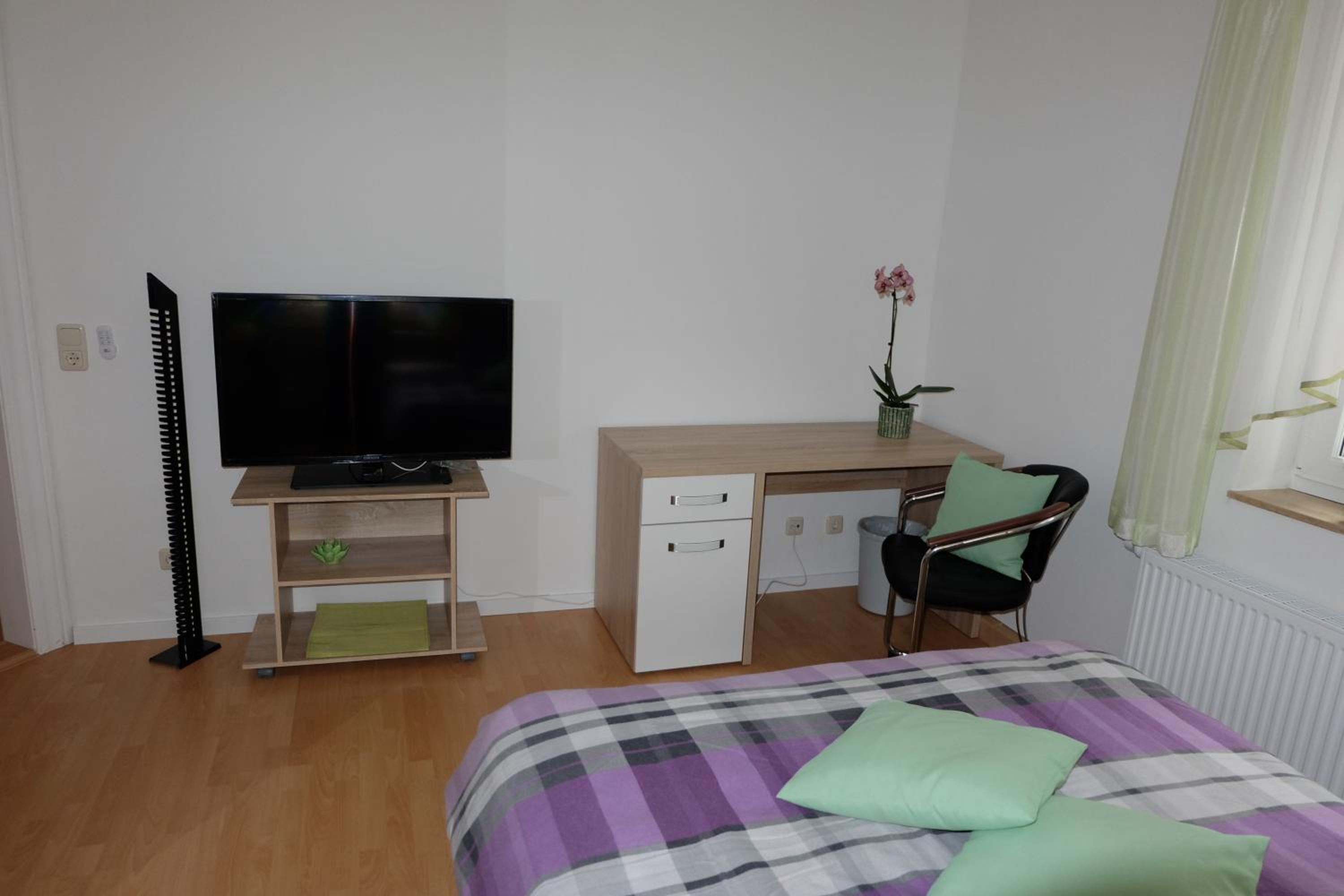 Double or Twin Room with Private Bathroom photo 2