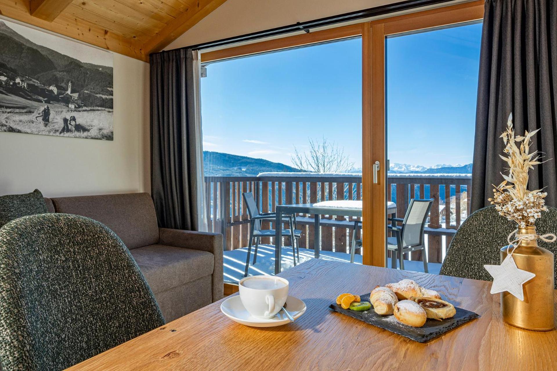 Superior One-Bedroom Apartment with Balcony - Photo 20
