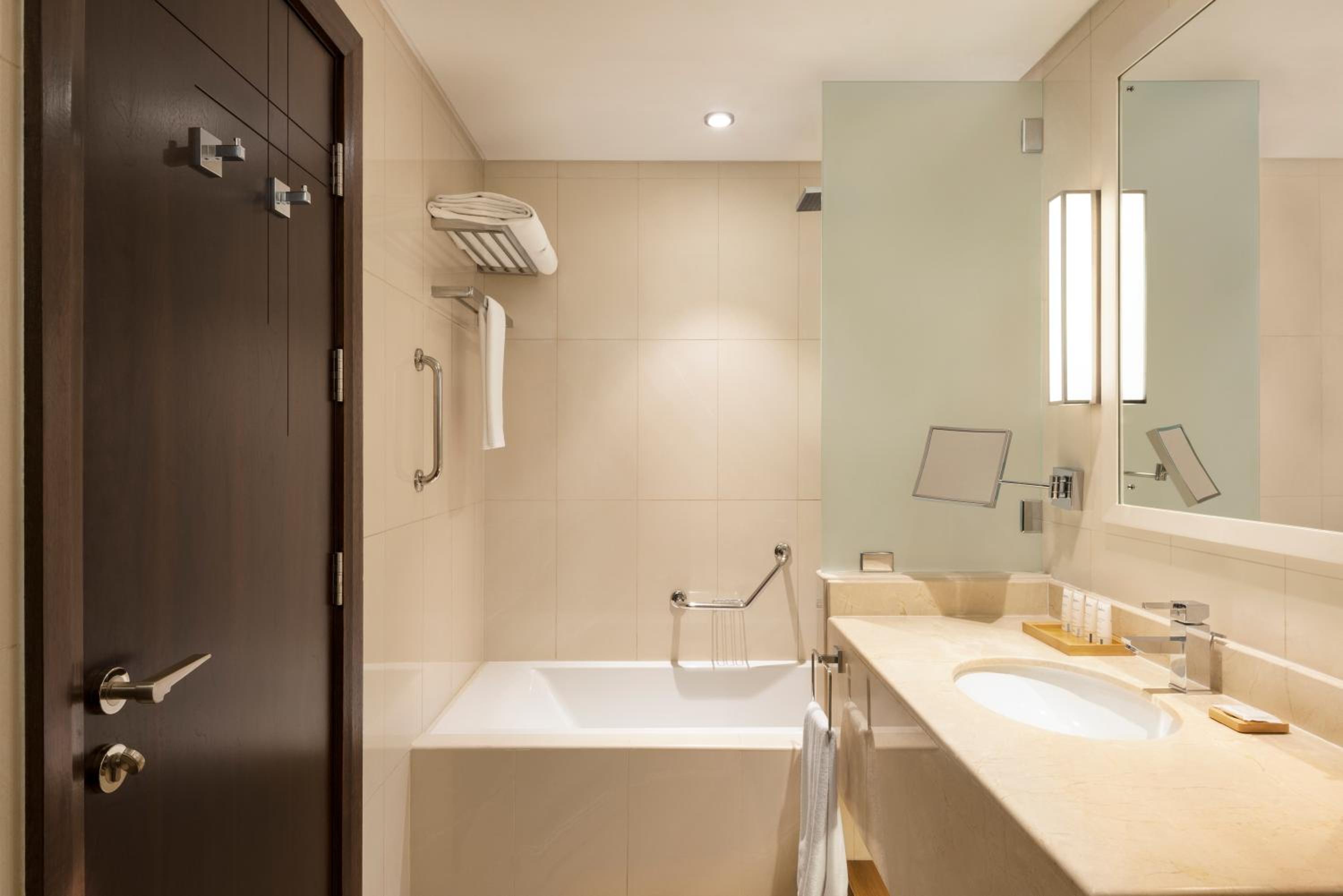 Premium Room - Photo 3