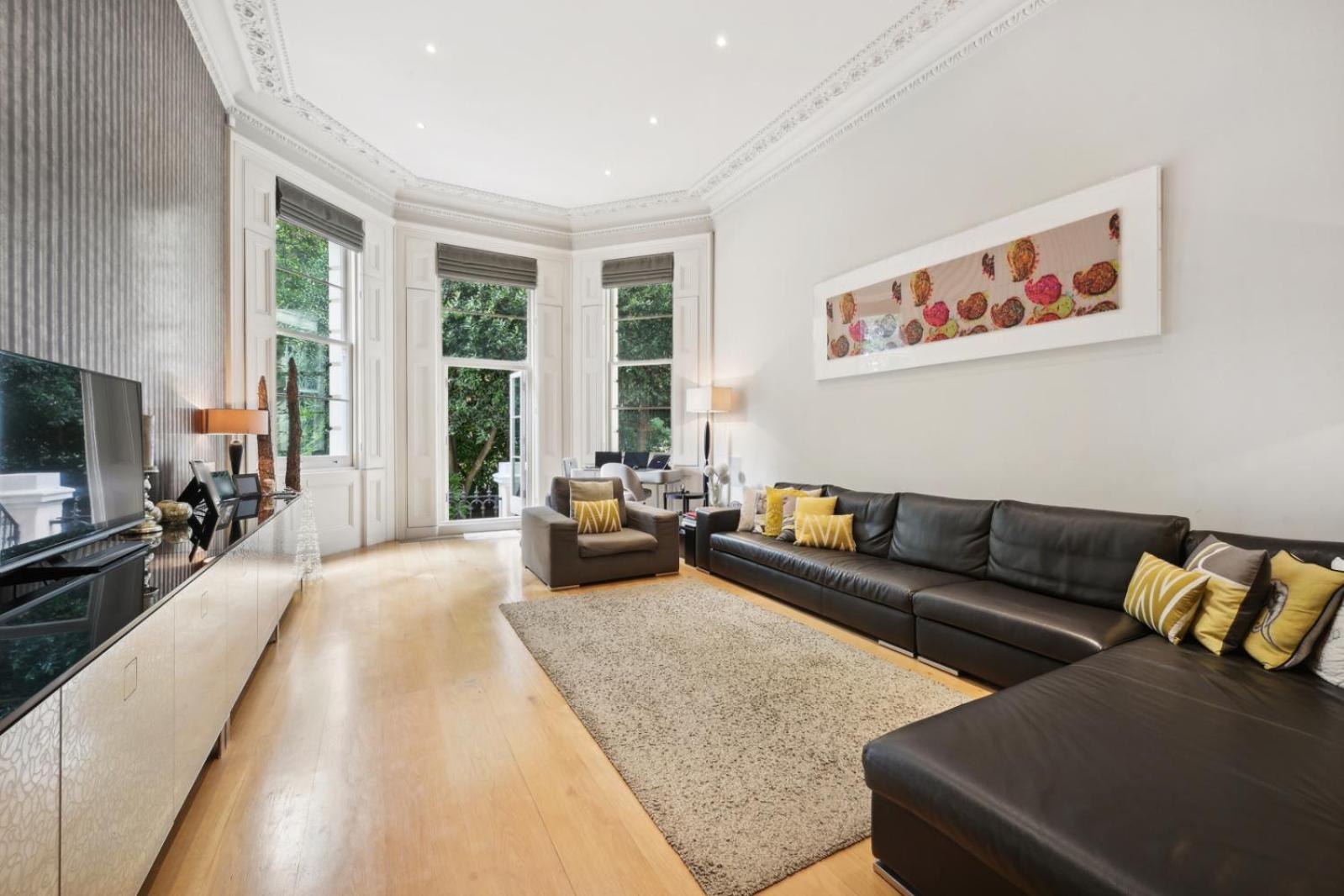 Deluxe One-Bedroom Apartment with Garden View