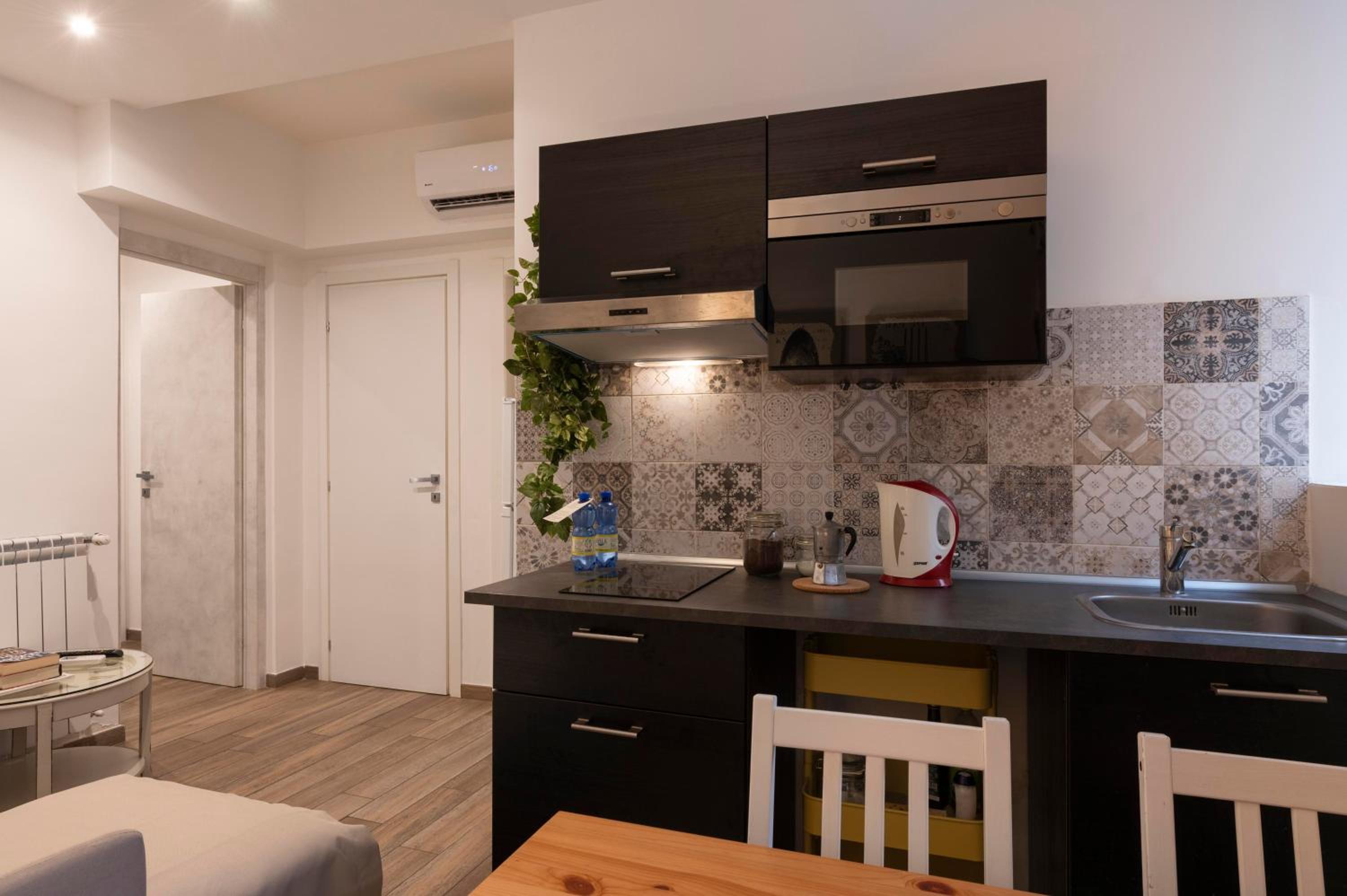 Apartment - Ground Floor photo 2