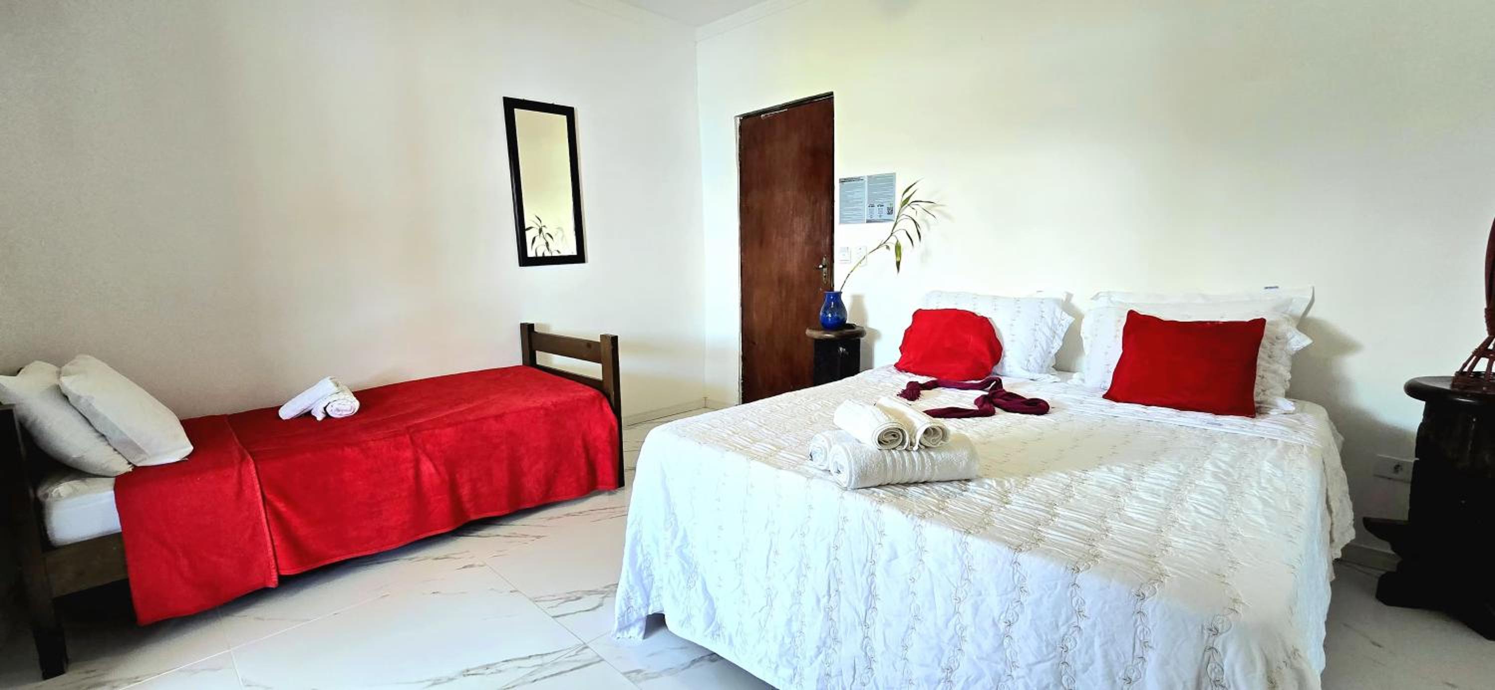 Deluxe Suite with Sea View photo 2