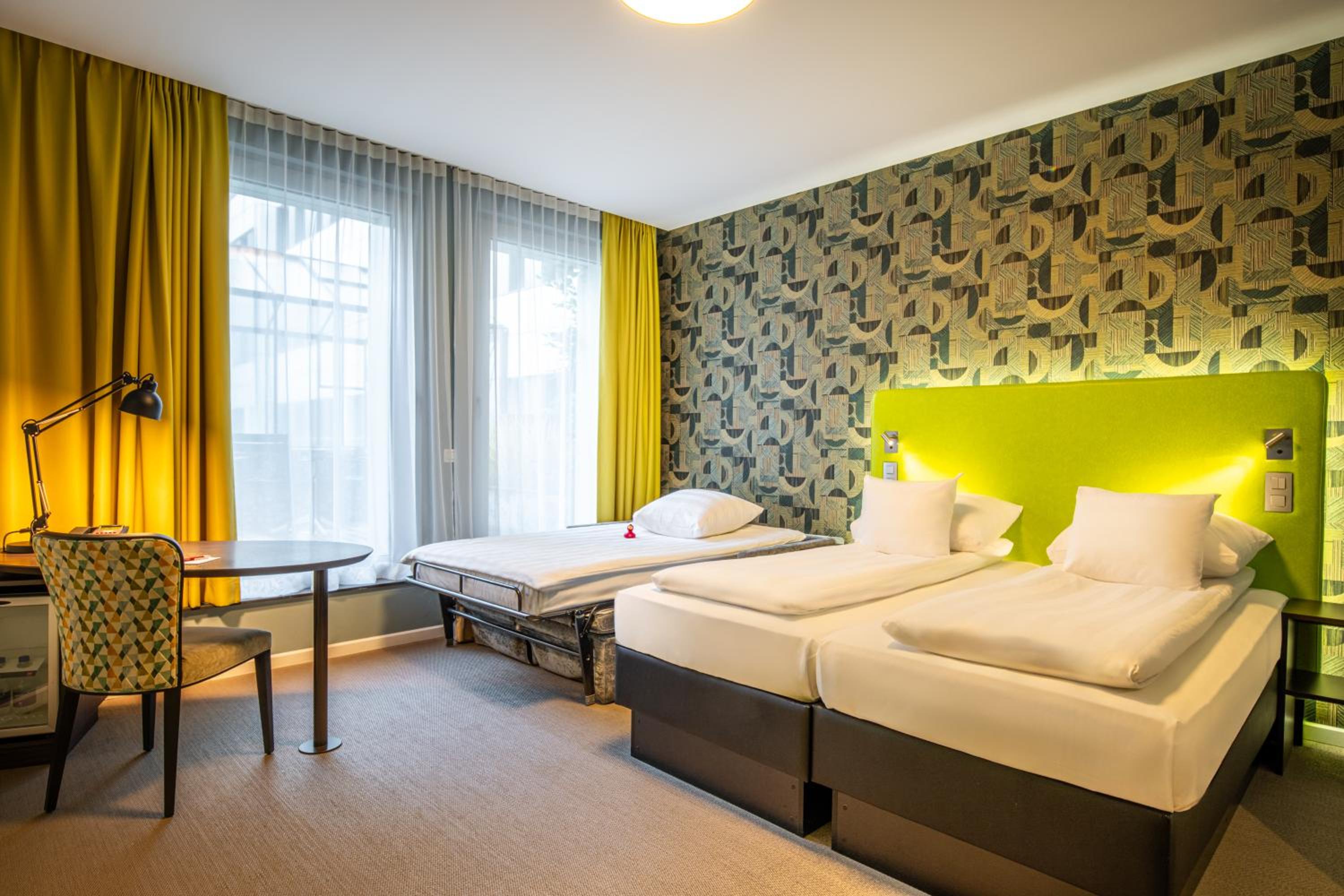 Triple Room - Photo 7