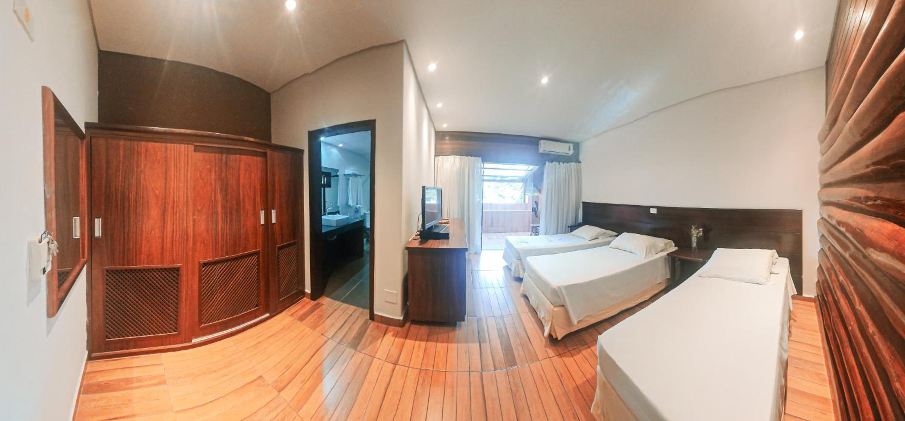 Triple Room with Lake View photo 3