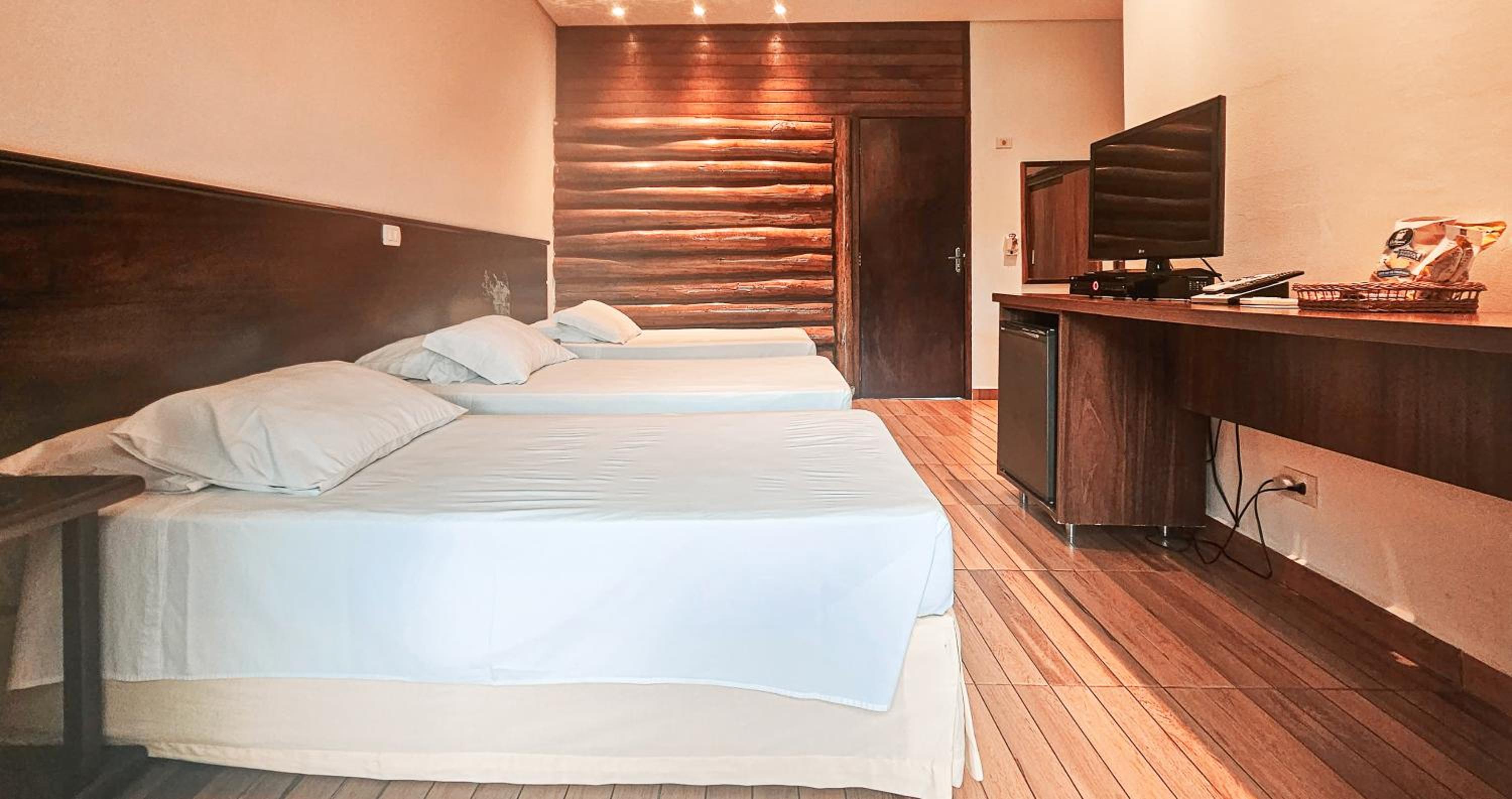 Triple Room with Lake View photo 2