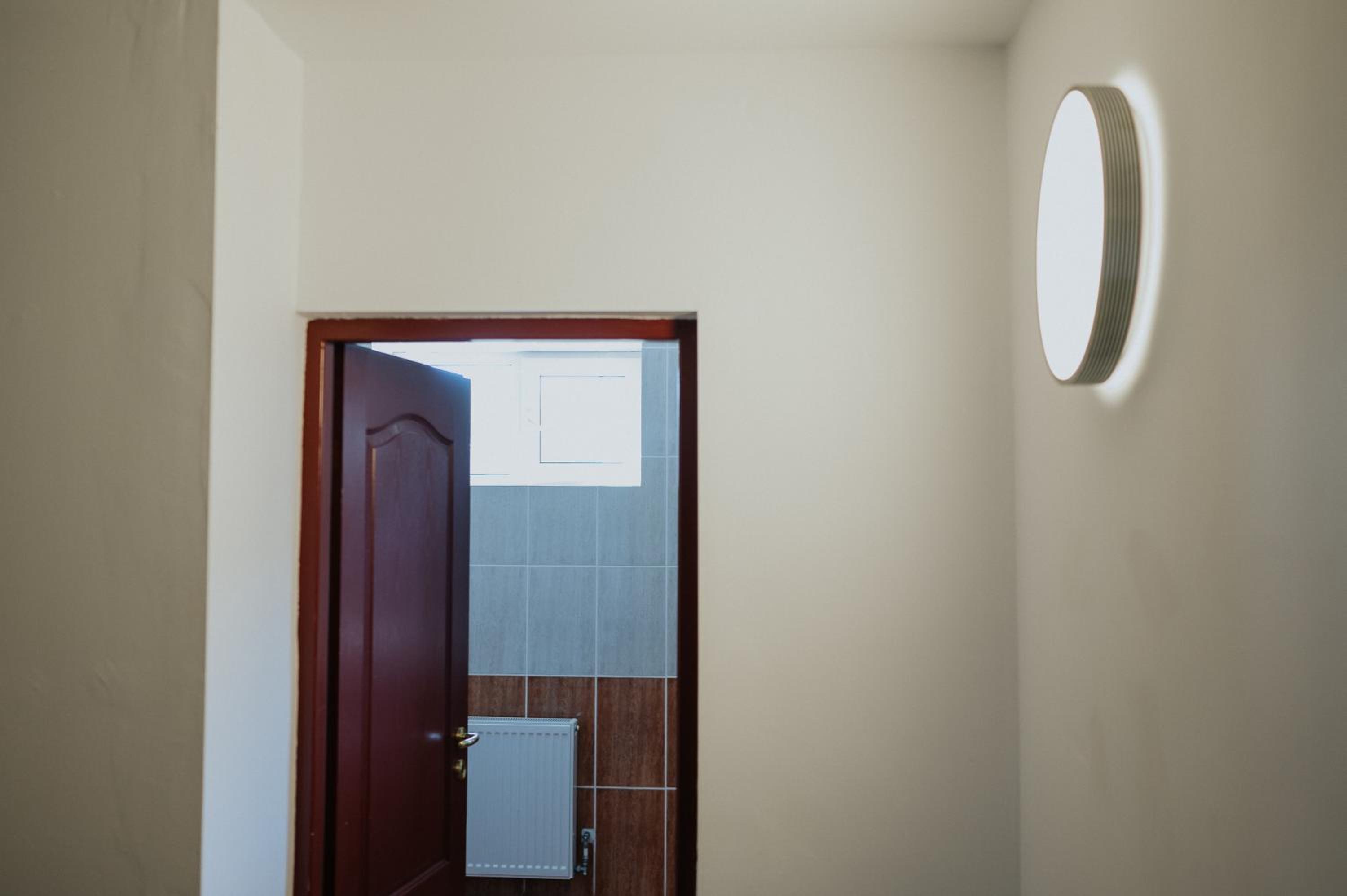 Twin Room With Private Bathroom photo 3