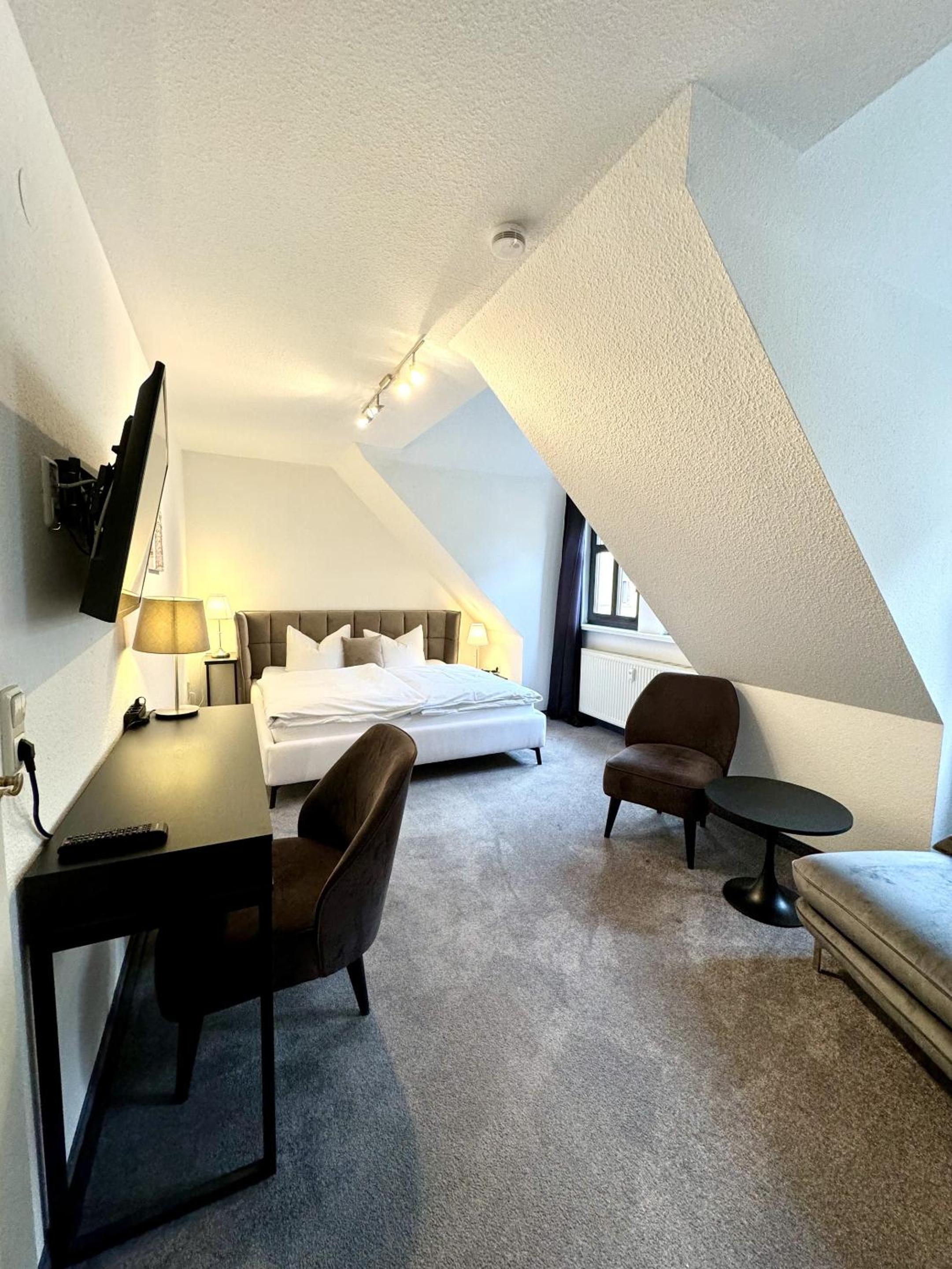 Two-Bedroom Apartment with City View photo 3