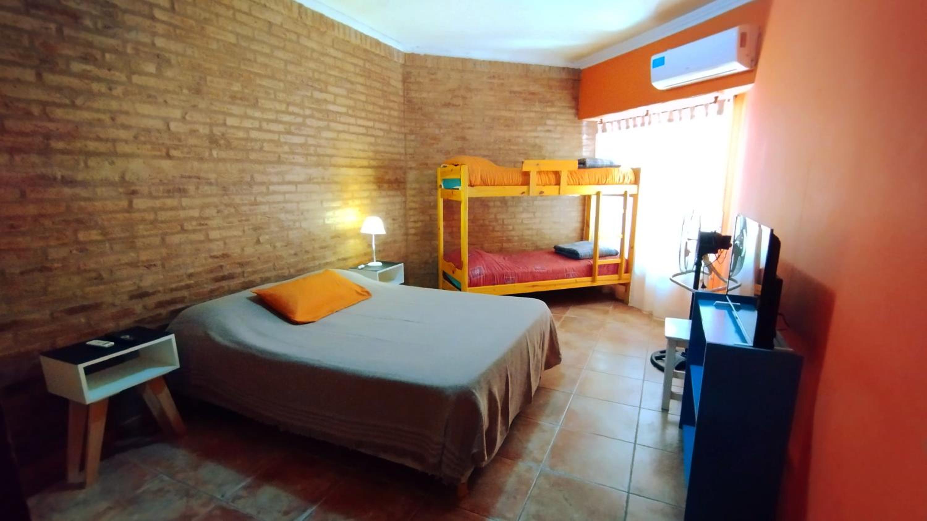 Quadruple Room With Shared Bathroom photo 1
