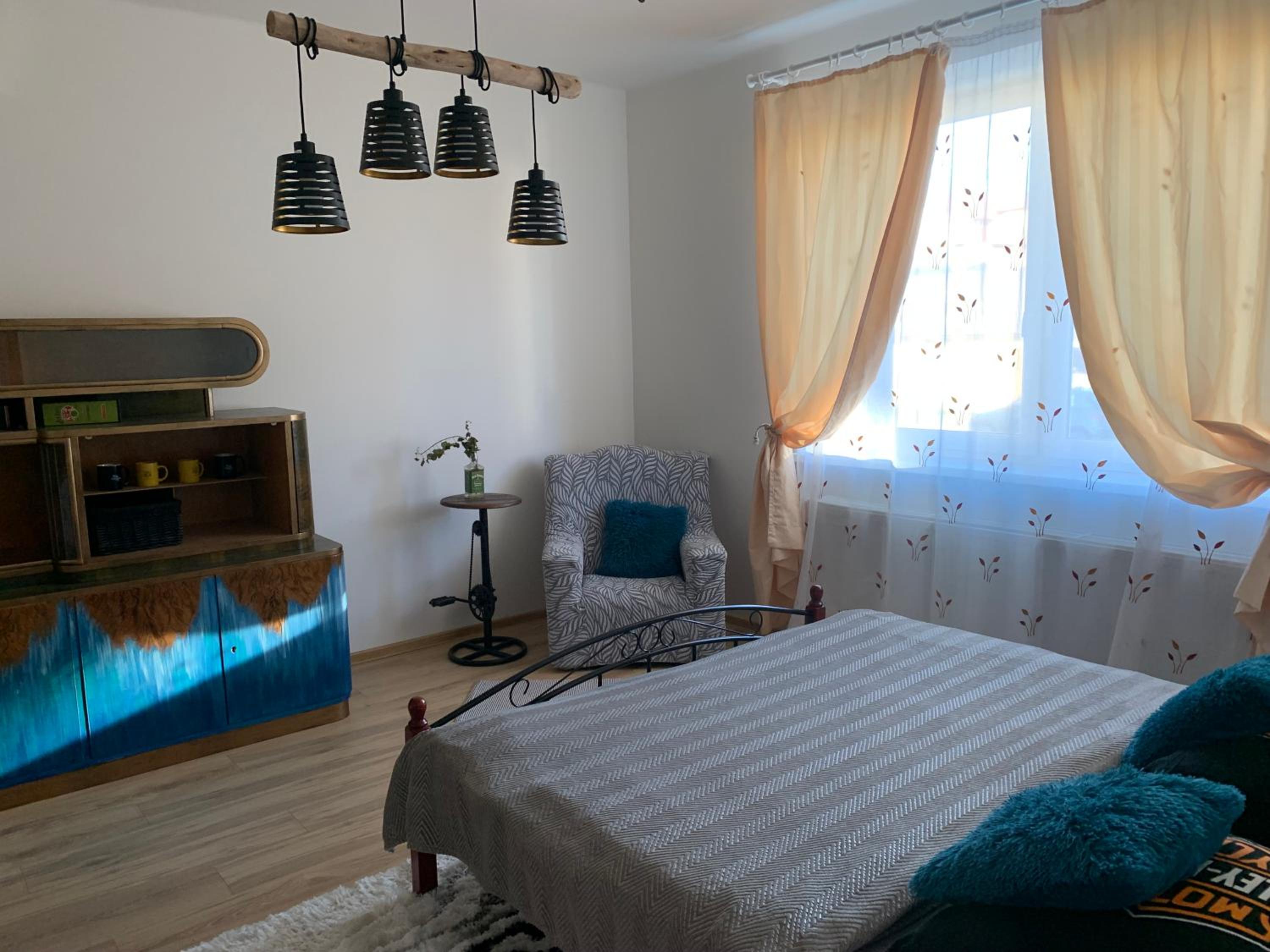 Two-Bedroom House - Photo 24