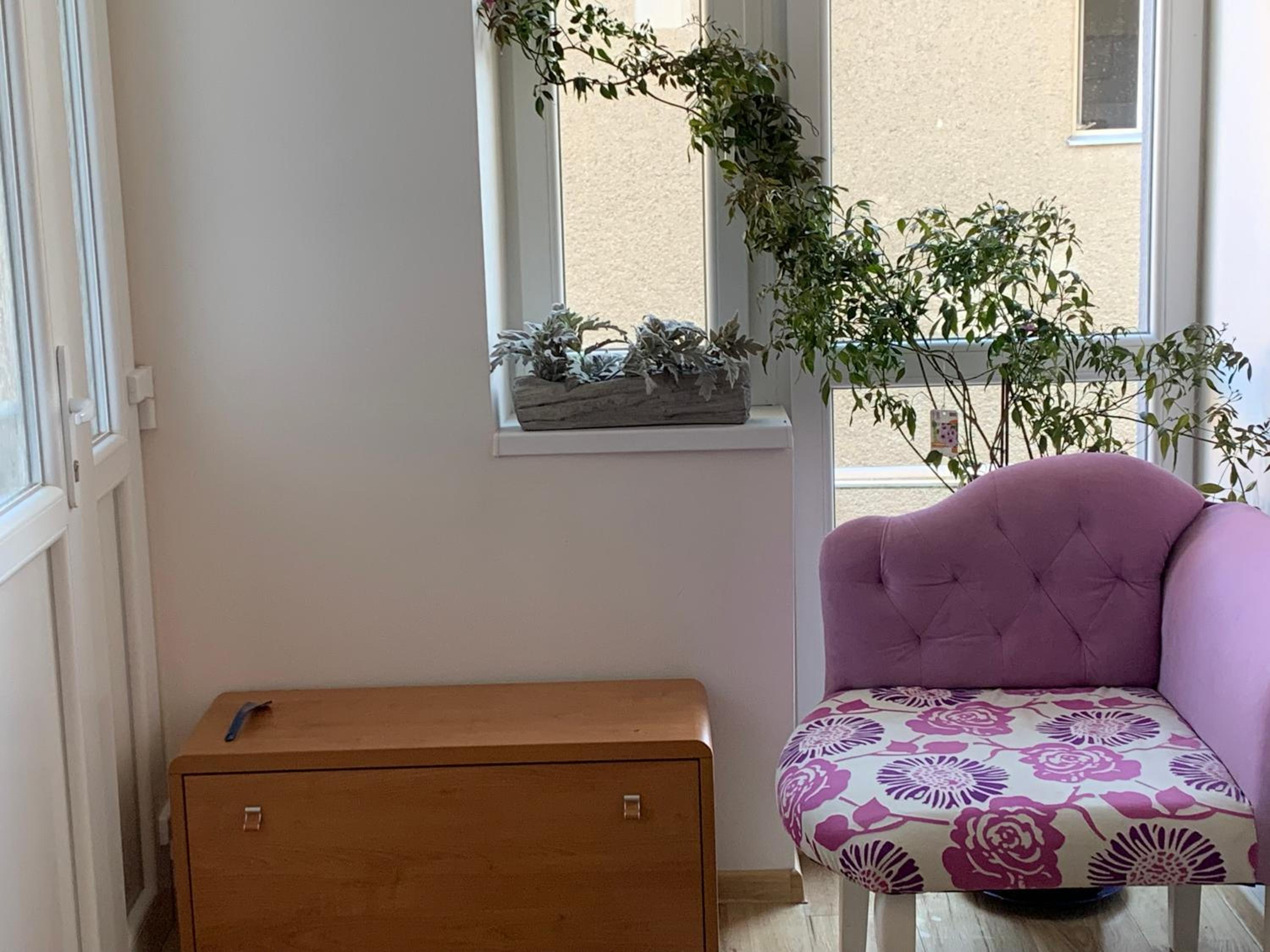 Two-Bedroom House - Photo 10