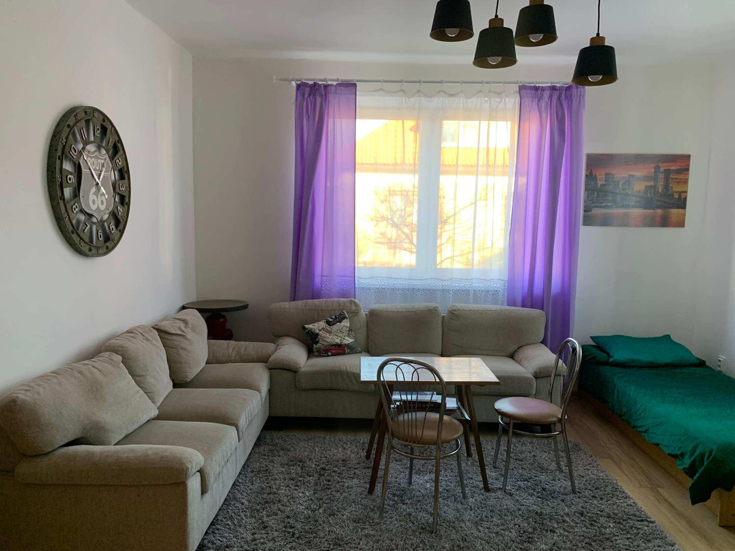 Two-Bedroom House - Photo 17