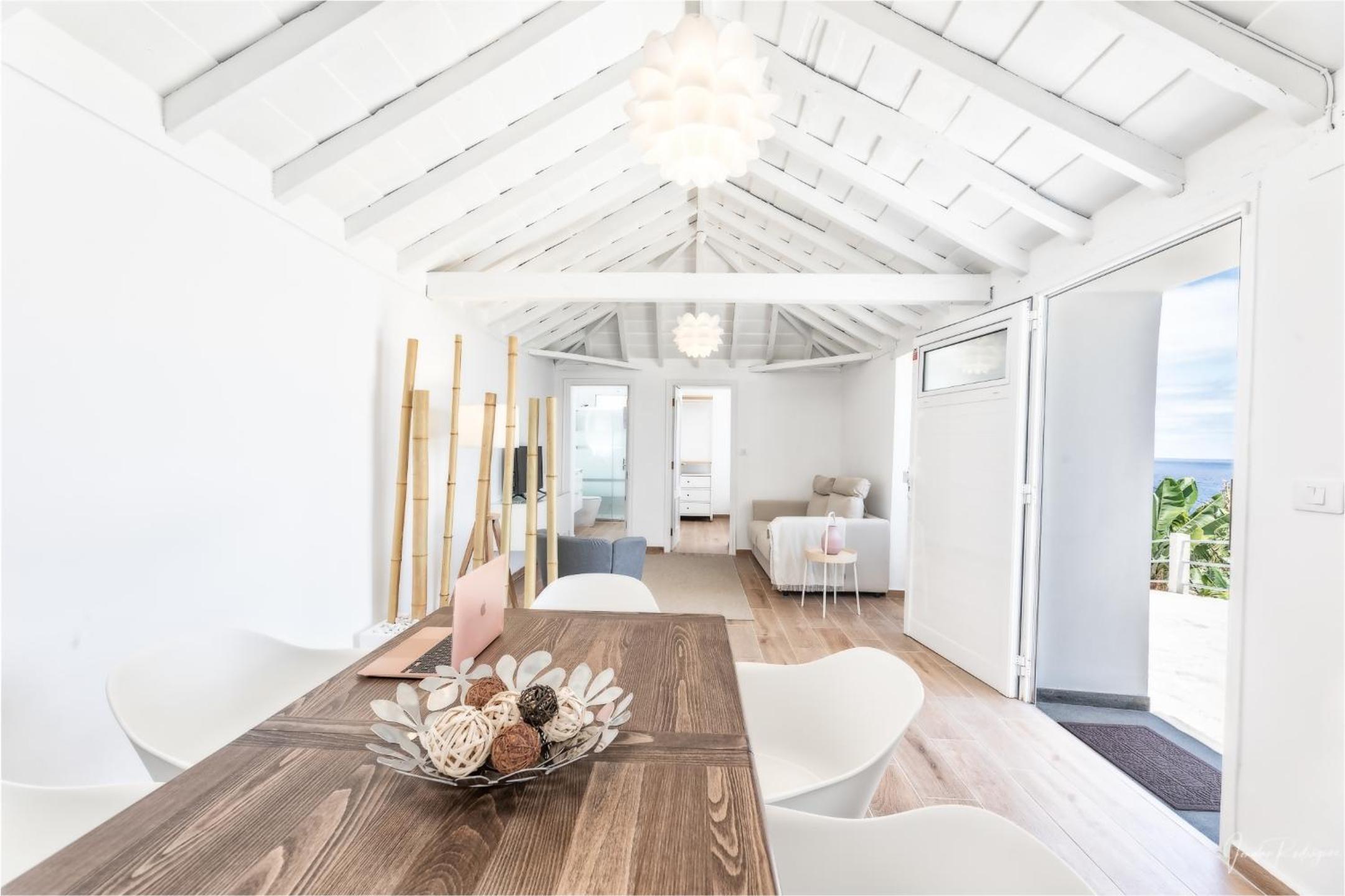 Casa de cuatro habitaciones