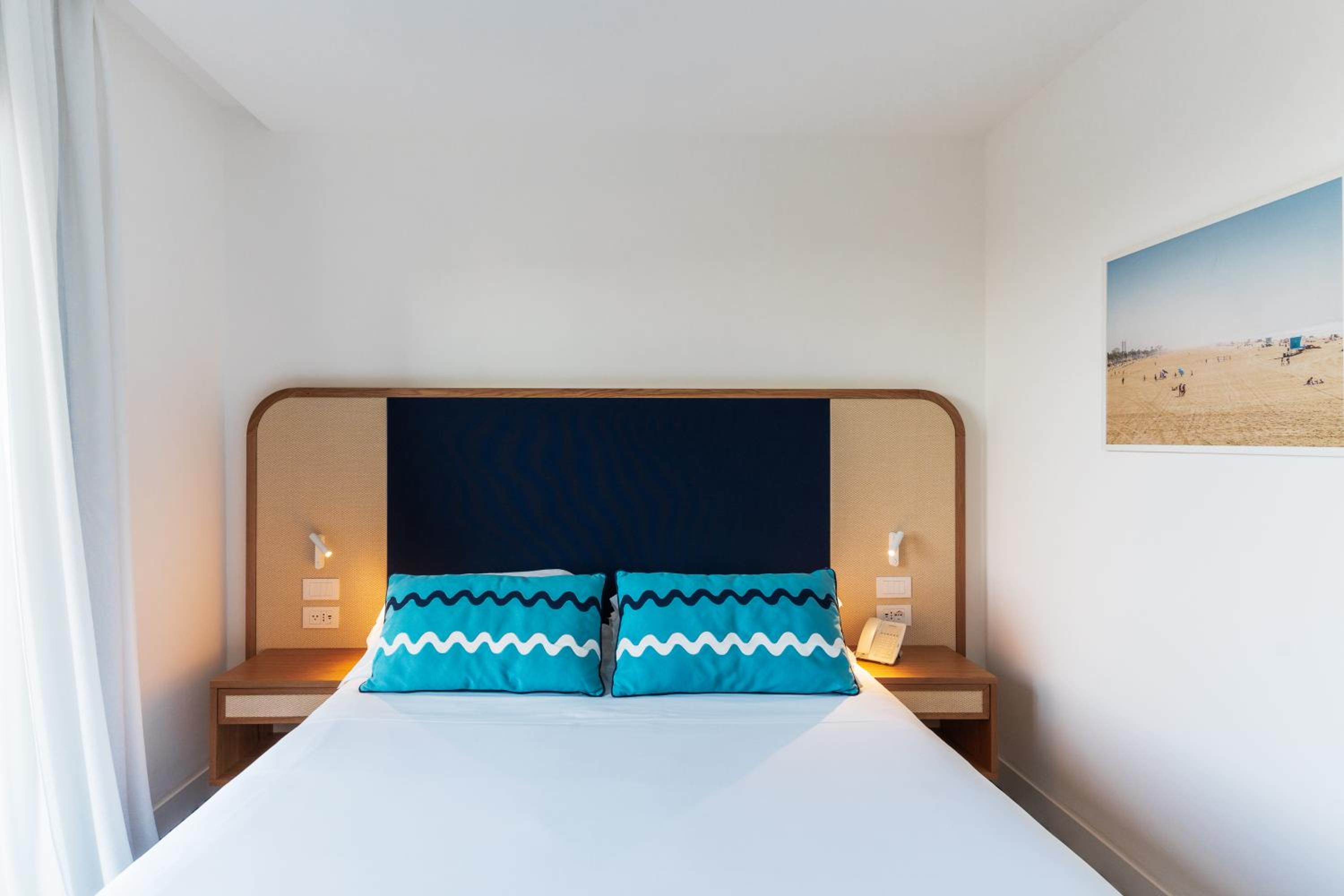 Superior Double or Twin Room with Balcony - Photo 5