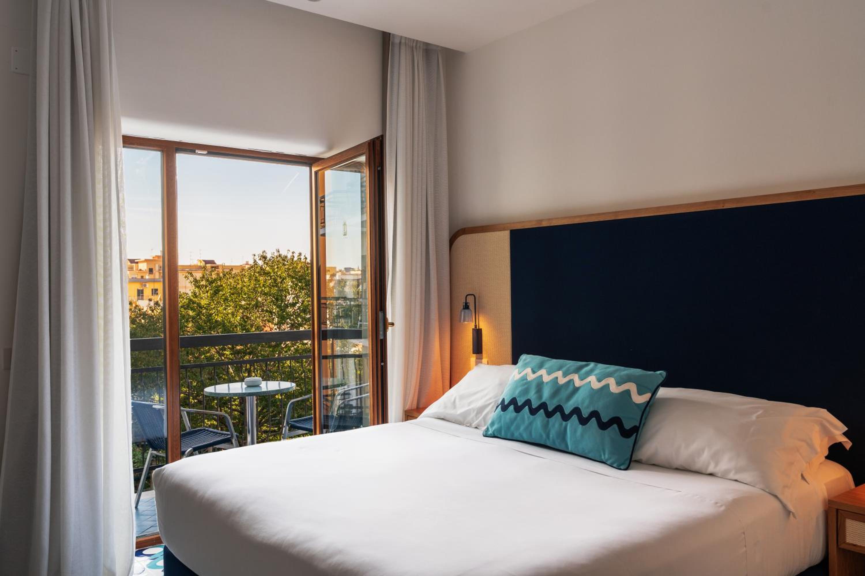 Deluxe Double or Twin Room - Photo 1