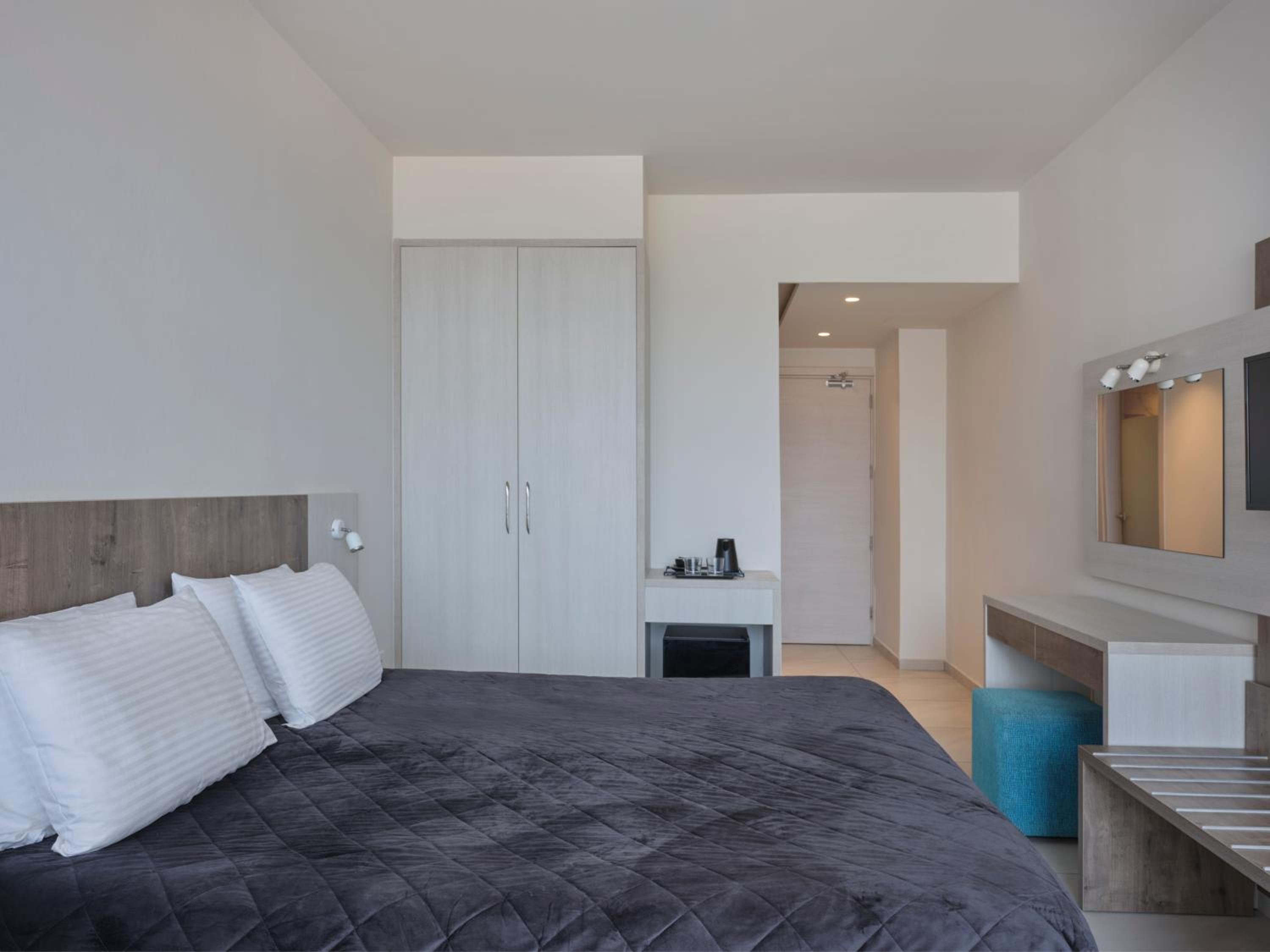 Deluxe Double Room Inland View photo 3