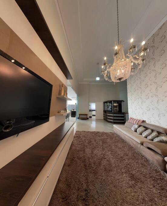 Four-Bedroom House photo 1