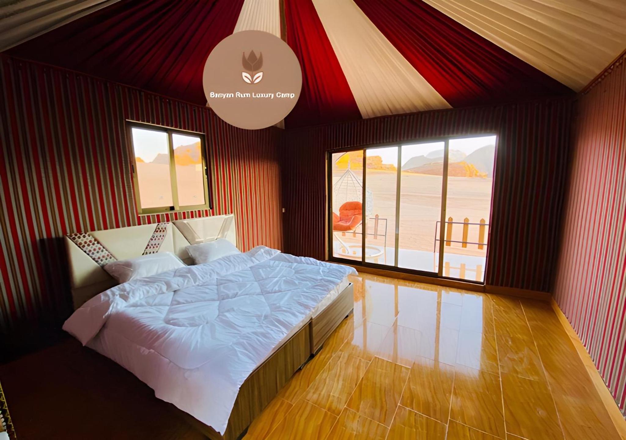 Double Room with Mountain View