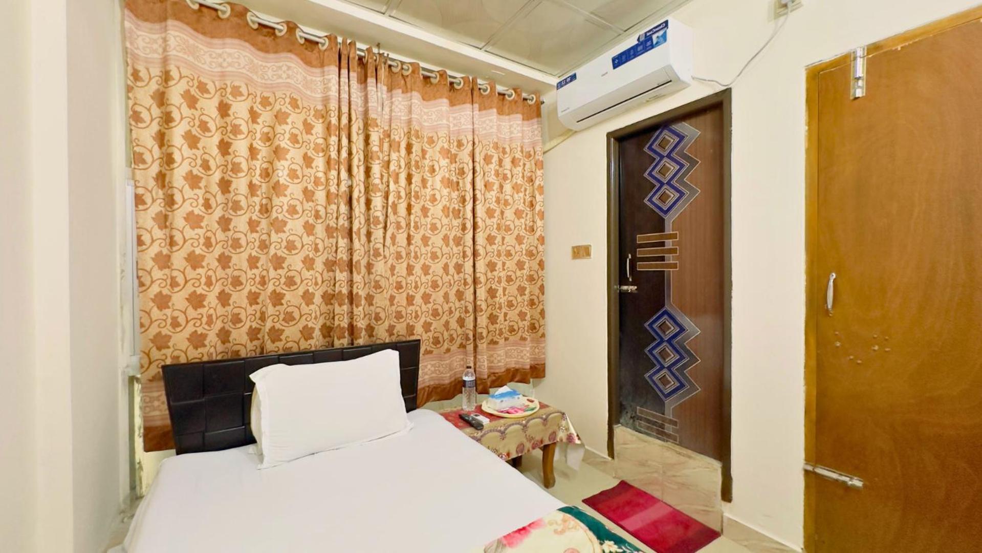 Standard Single Room photo 2