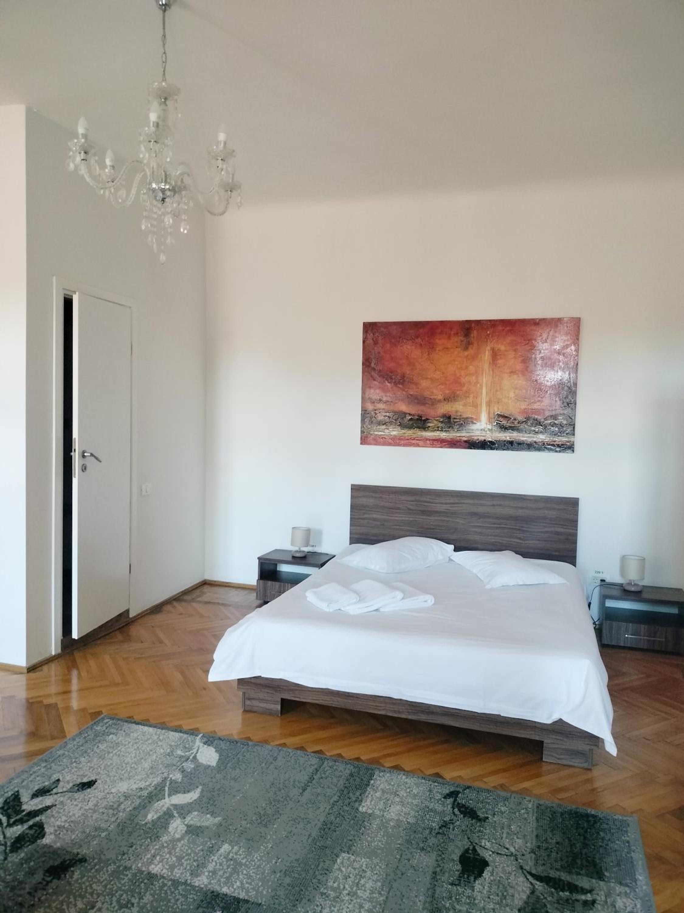 Apartment 23