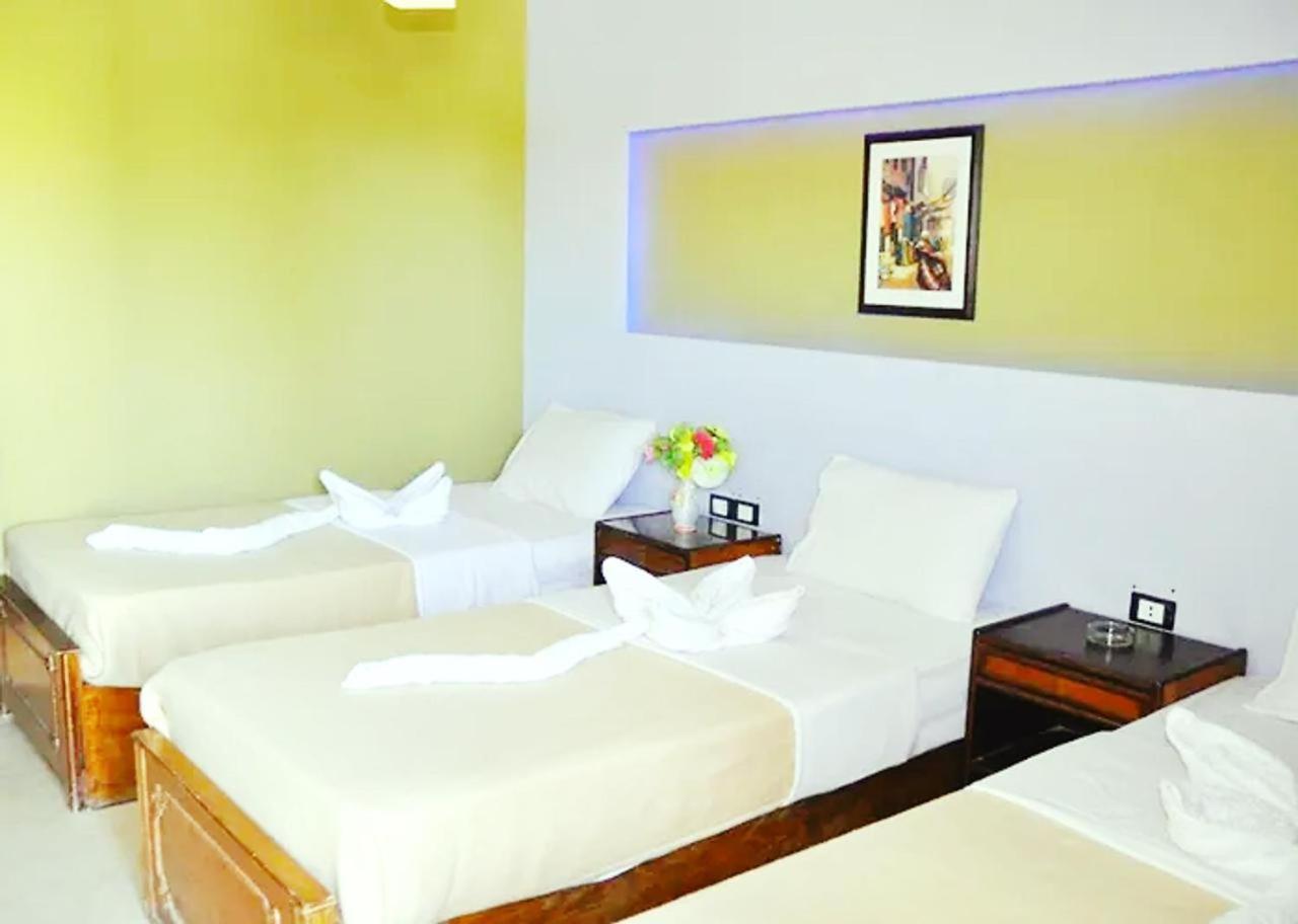 Deluxe Double Or Twin Room With Pool View