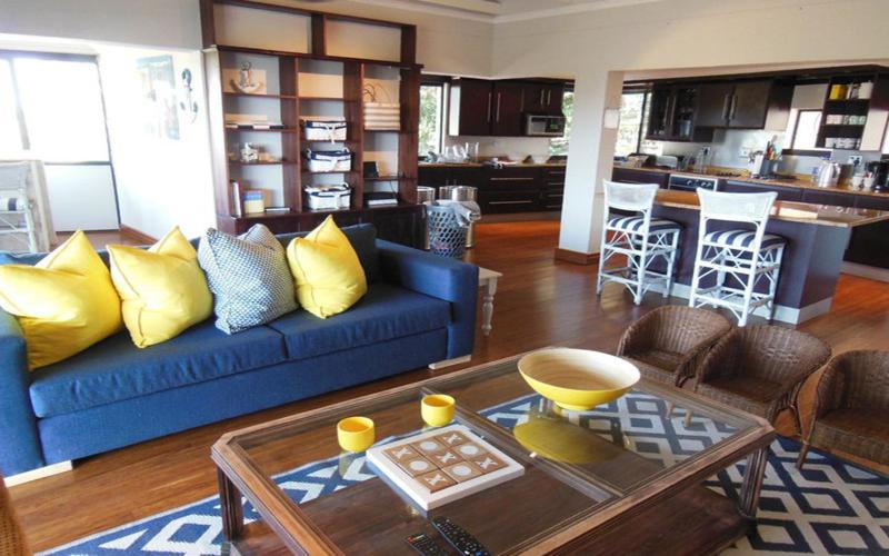 Four-Bedroom House photo 3