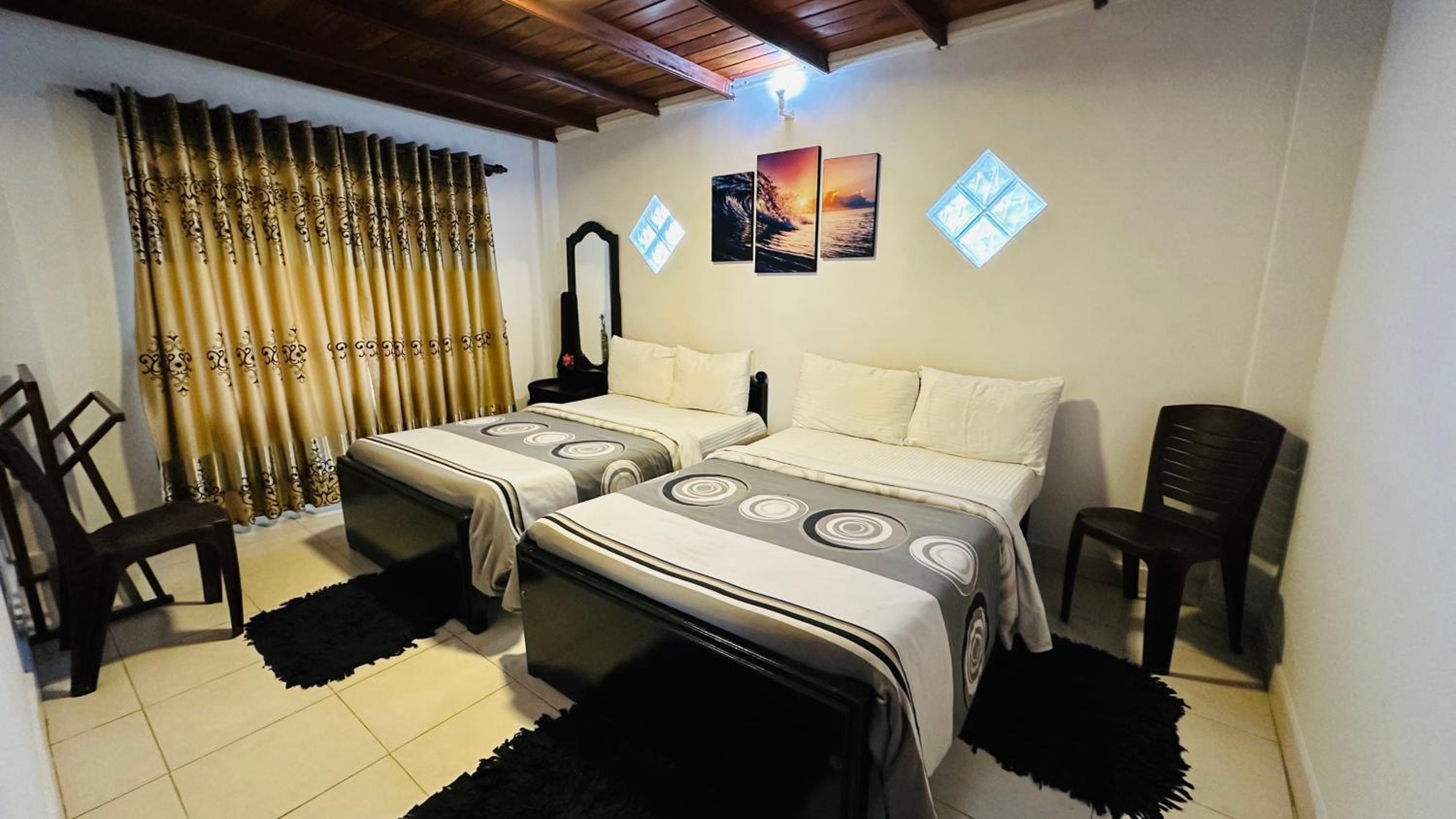 Three-Bedroom House photo 2