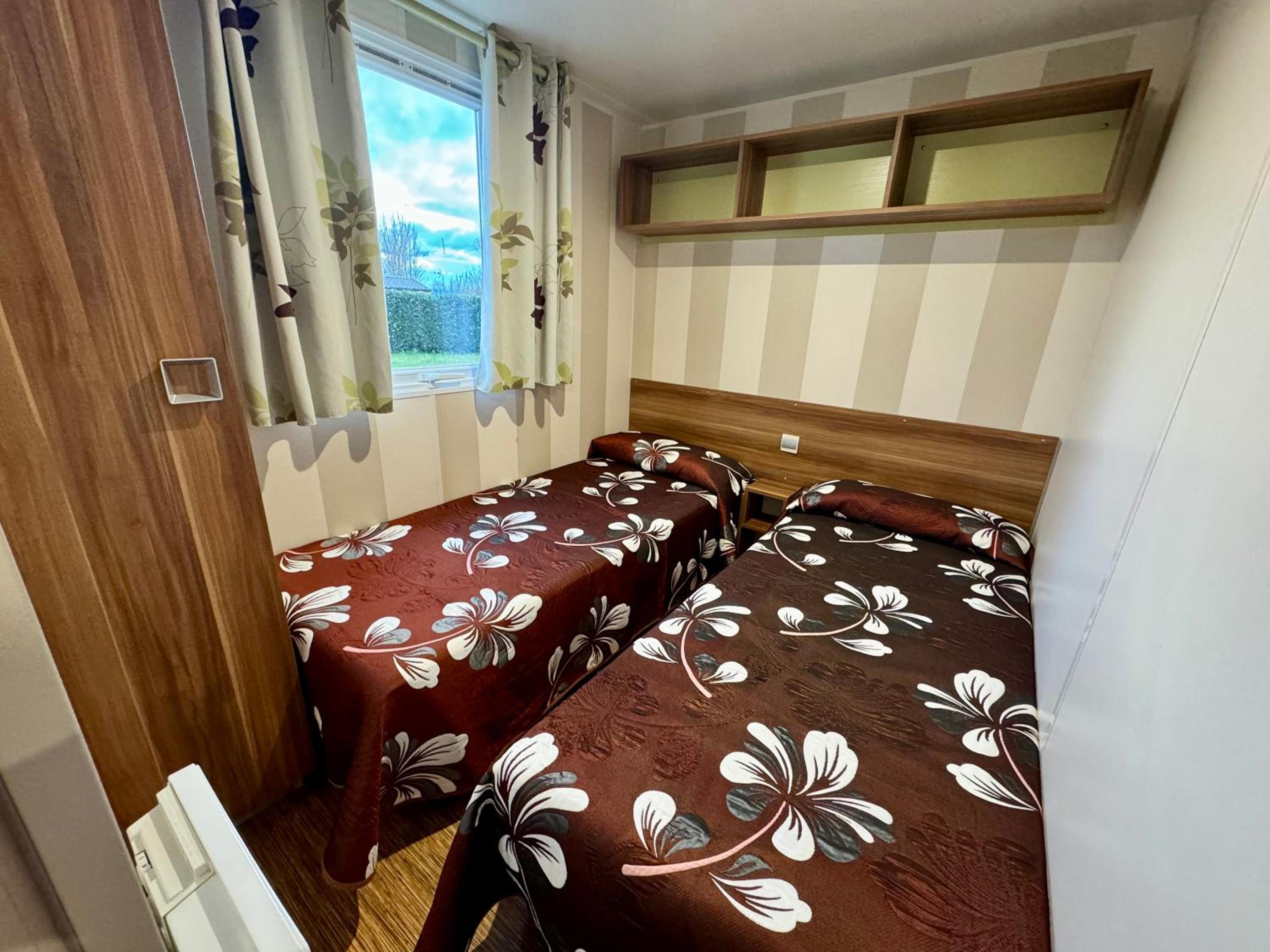 Deluxe Bungalow with Garden View photo 2