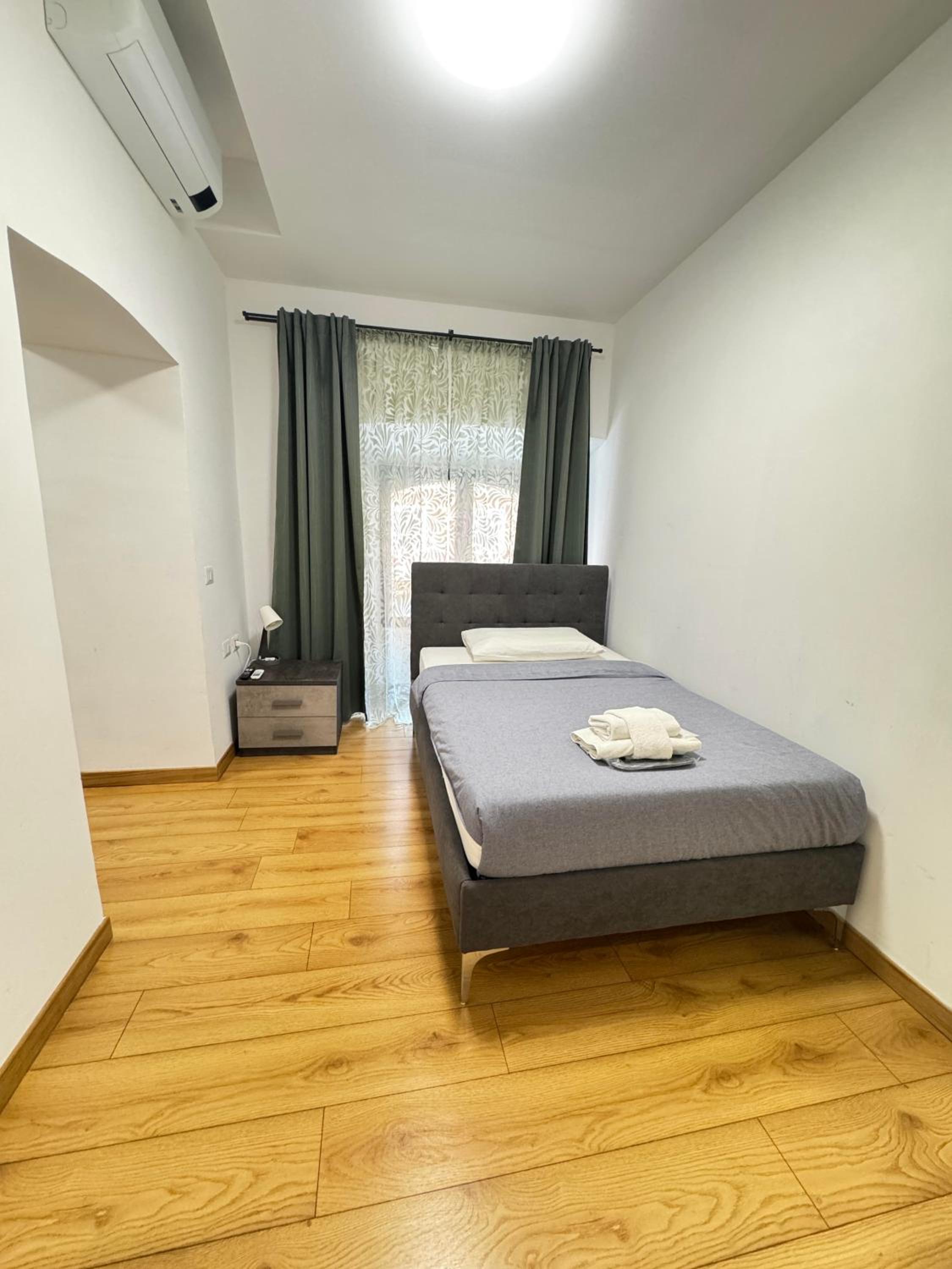 Three-Bedroom Apartment photo 3