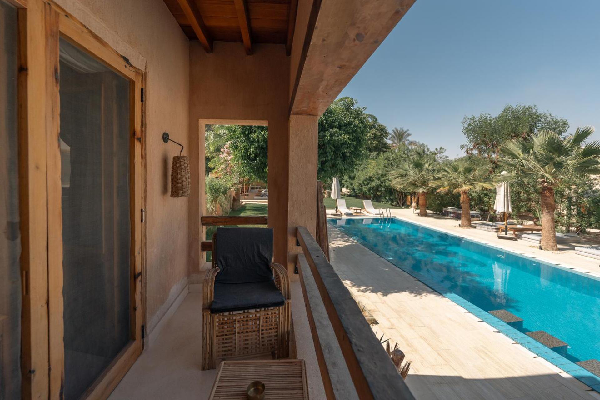 Suite with Balcony - Photo 6