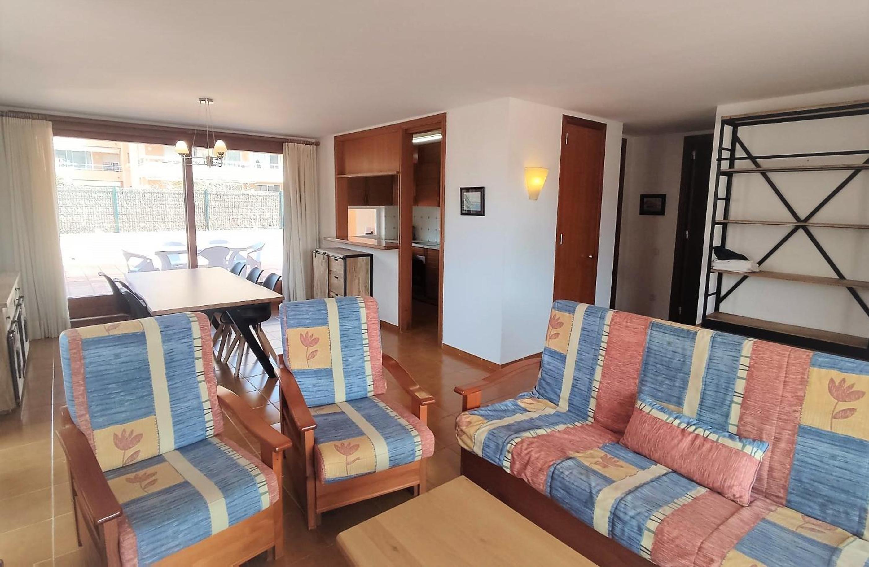 Two-Bedroom Apartment (4 Adults) - Photo 7