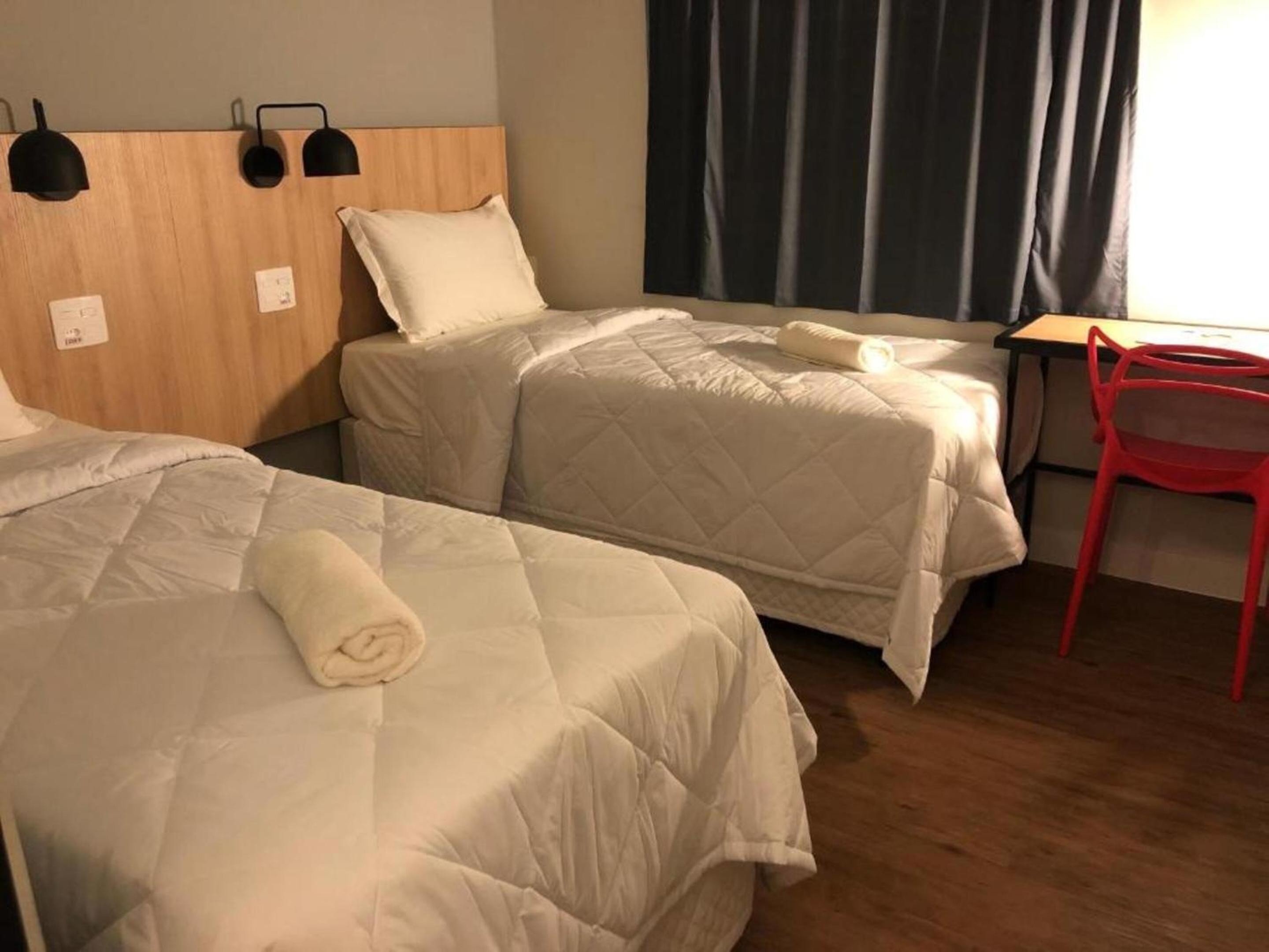 Standard Twin Room - Photo 3