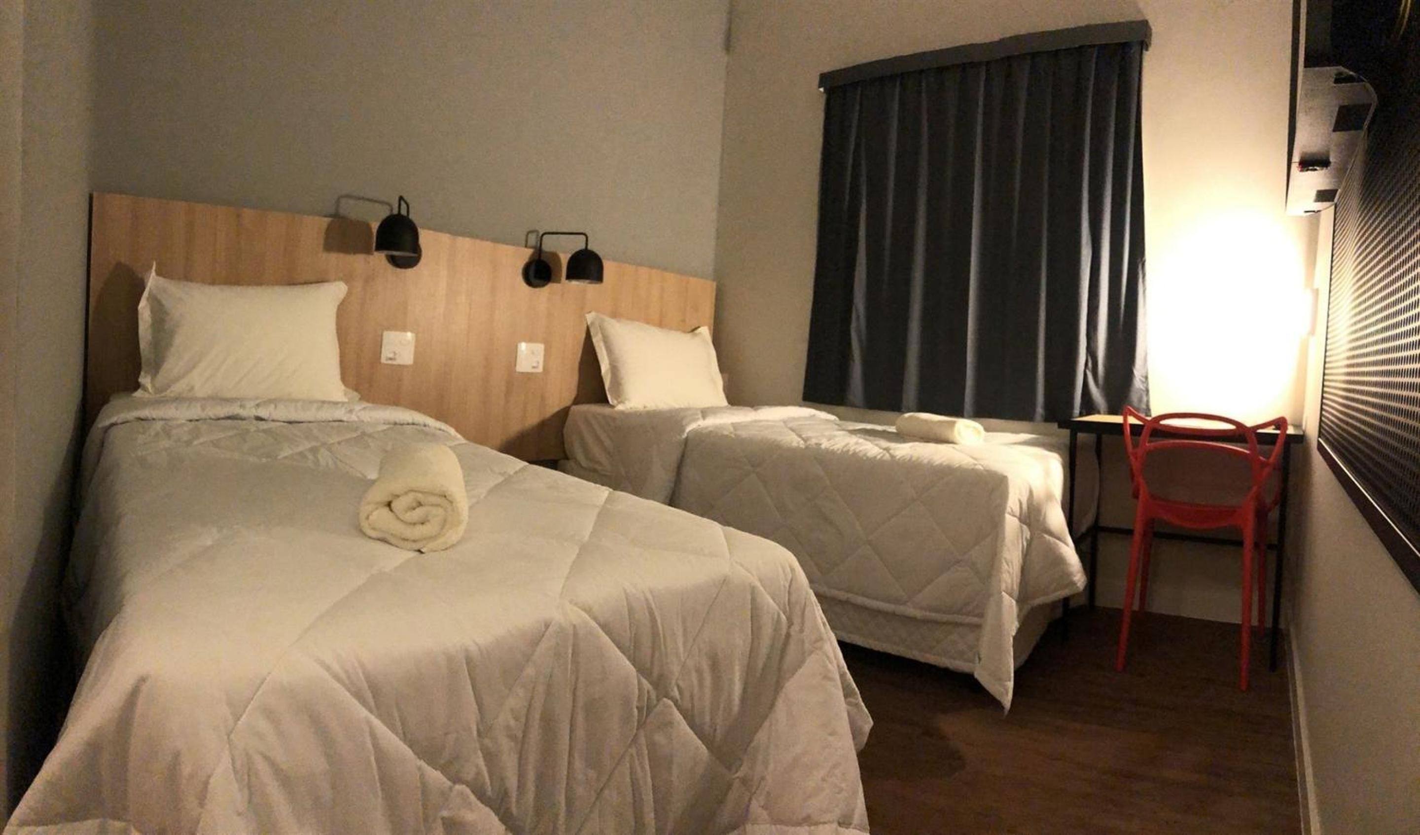 Standard Twin Room - Photo 1