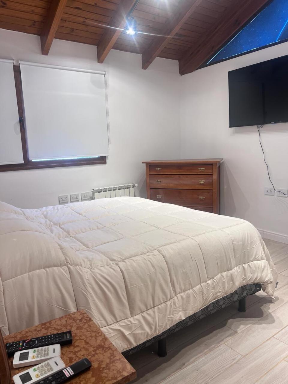 Double Room with Shared Bathroom photo 1
