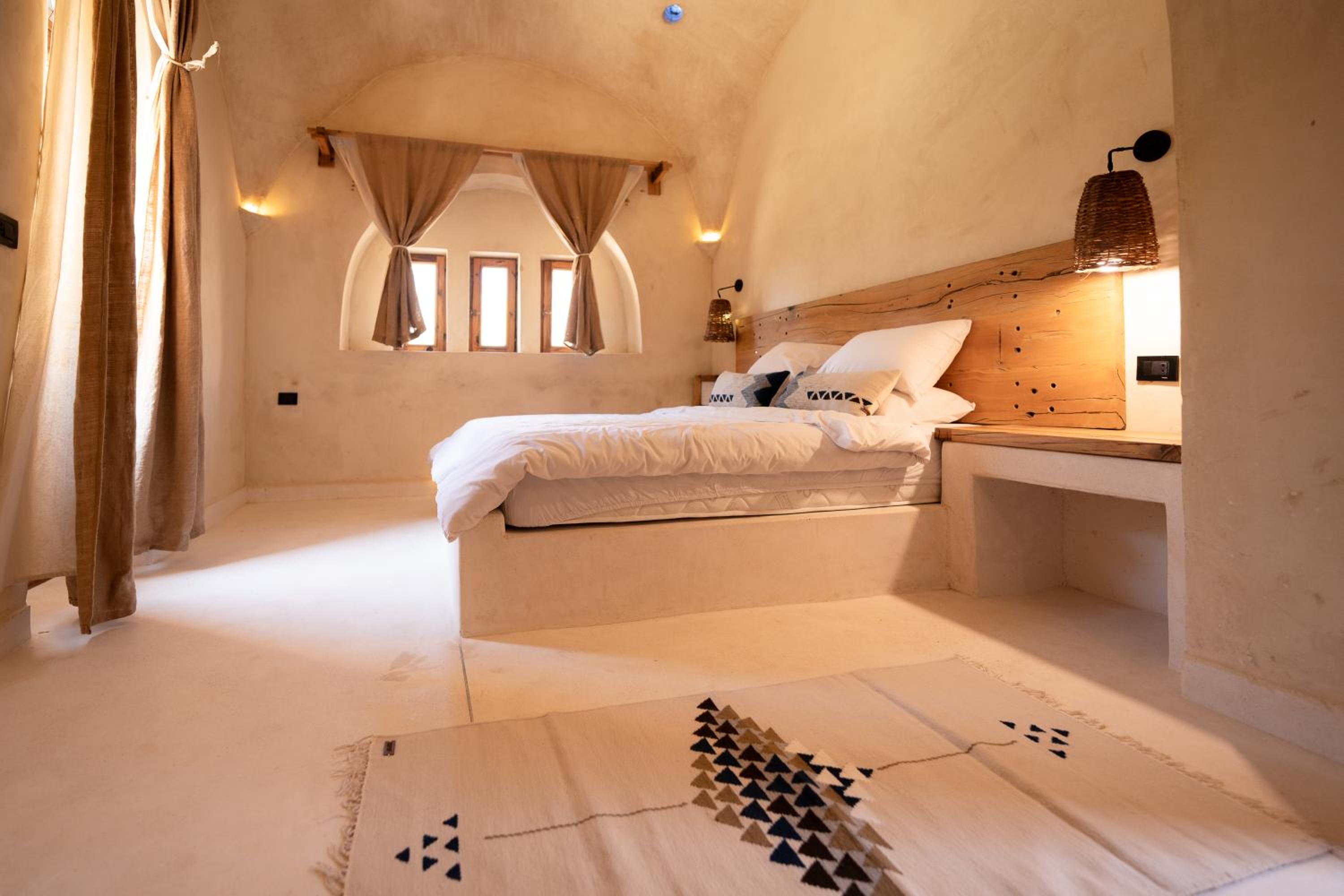 Suite with Terrace - Photo 8