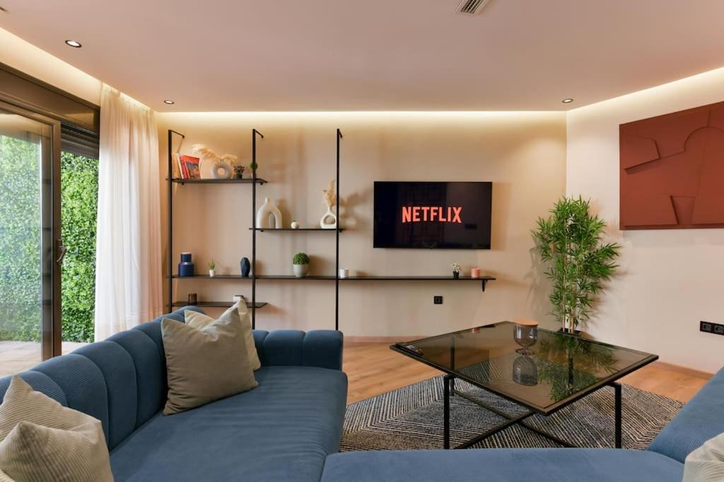 Two-Bedroom Deluxe Apartment with Ocean View