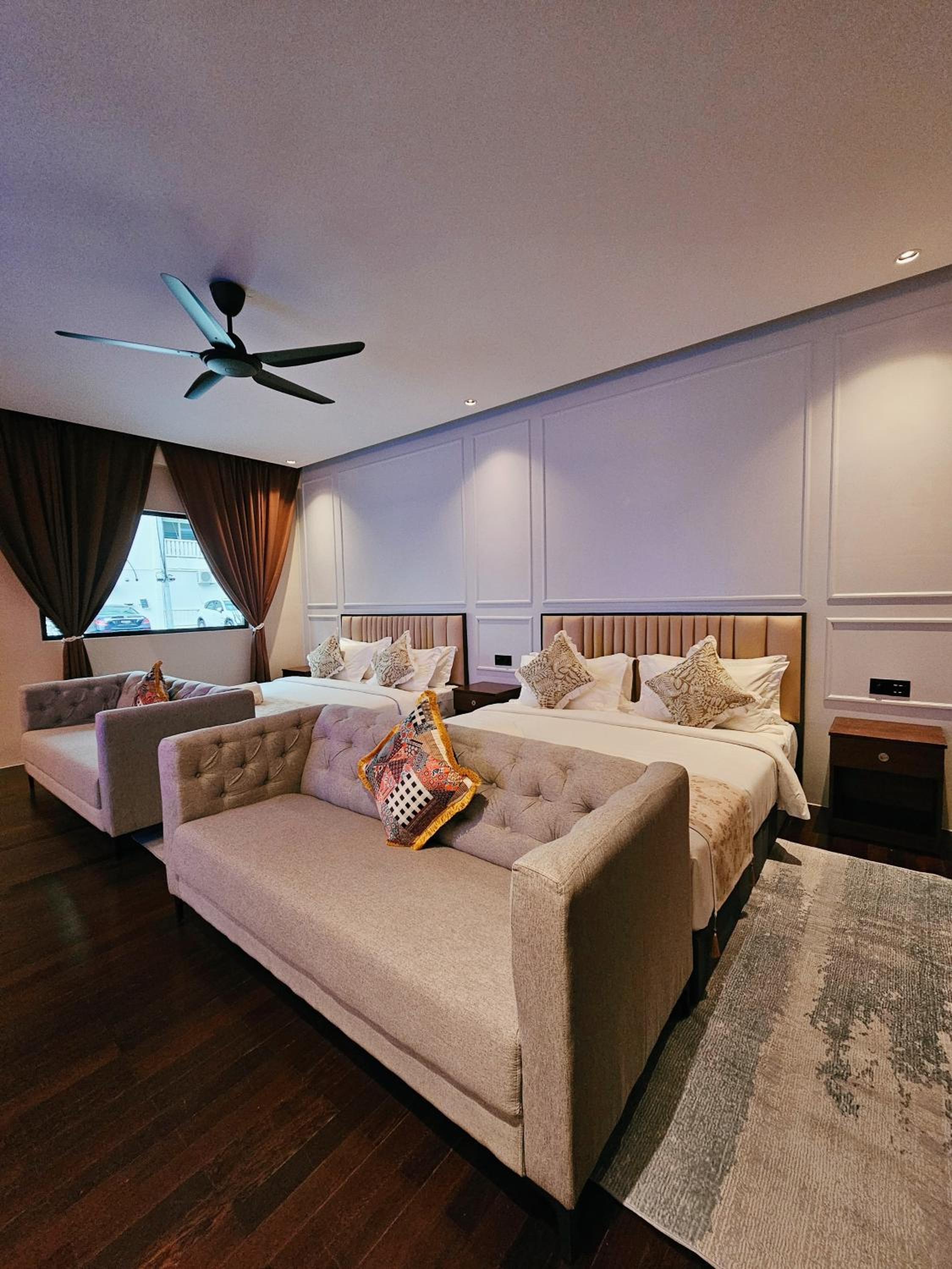 Suite with Spa Bath - Photo 3