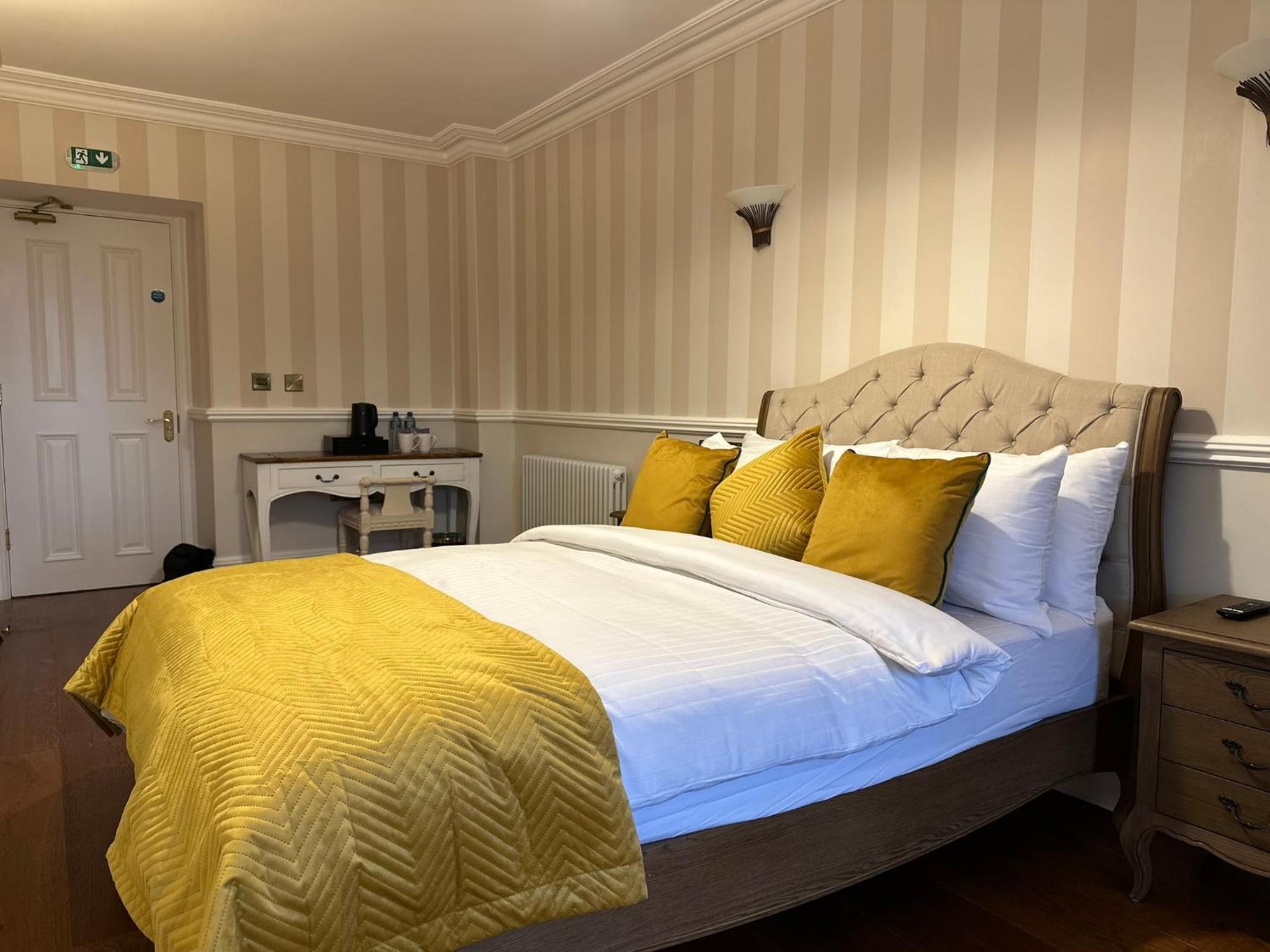 Deluxe Double Room photo 2