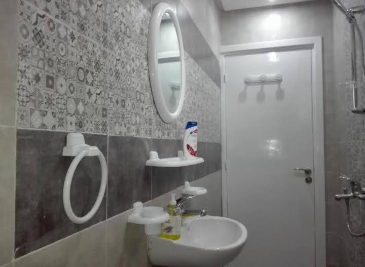 Apartment - Ground Floor photo 2
