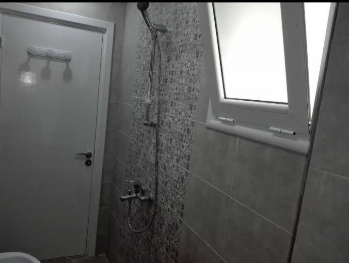Apartment - Ground Floor photo 3