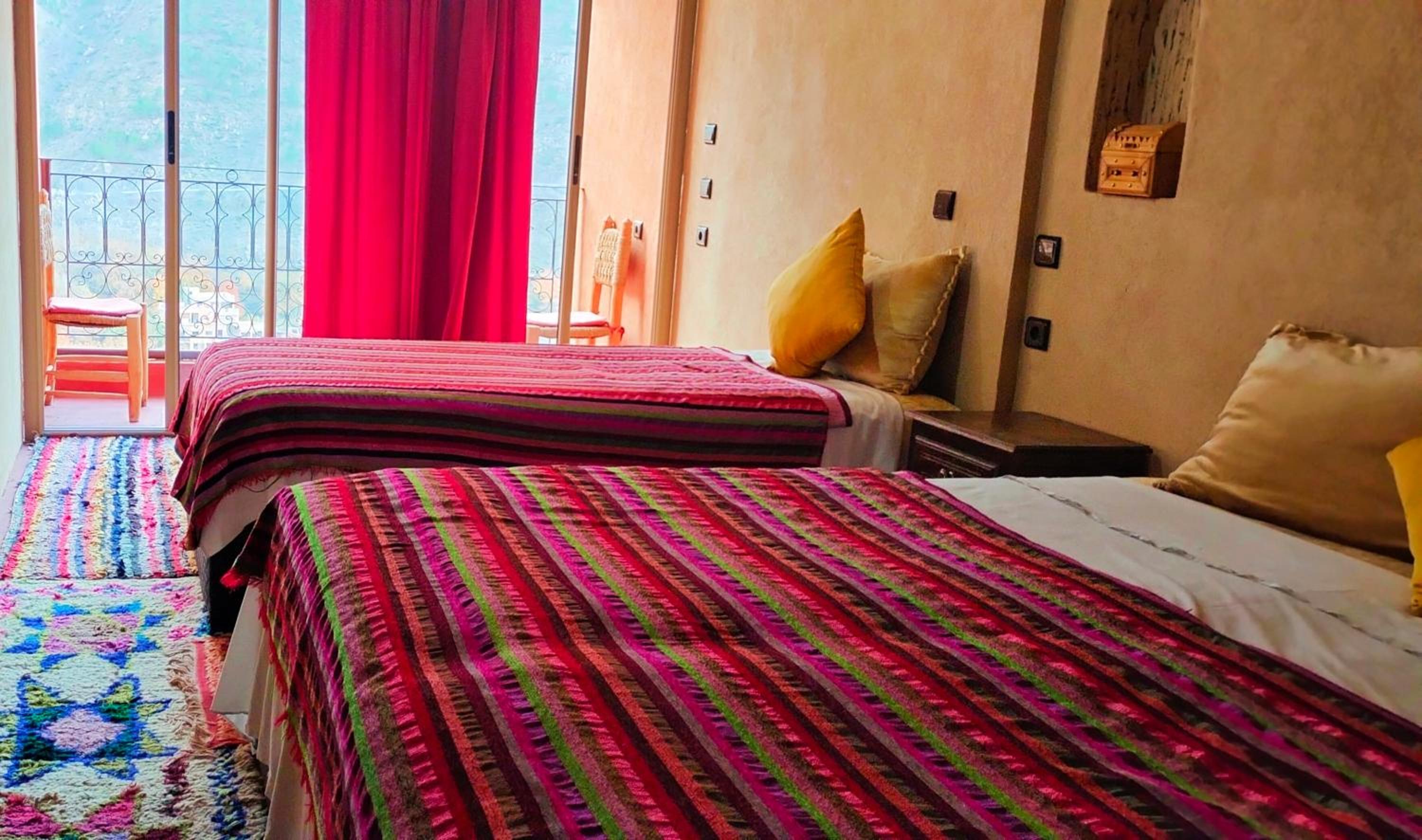 Double Room with Balcony - Photo 22