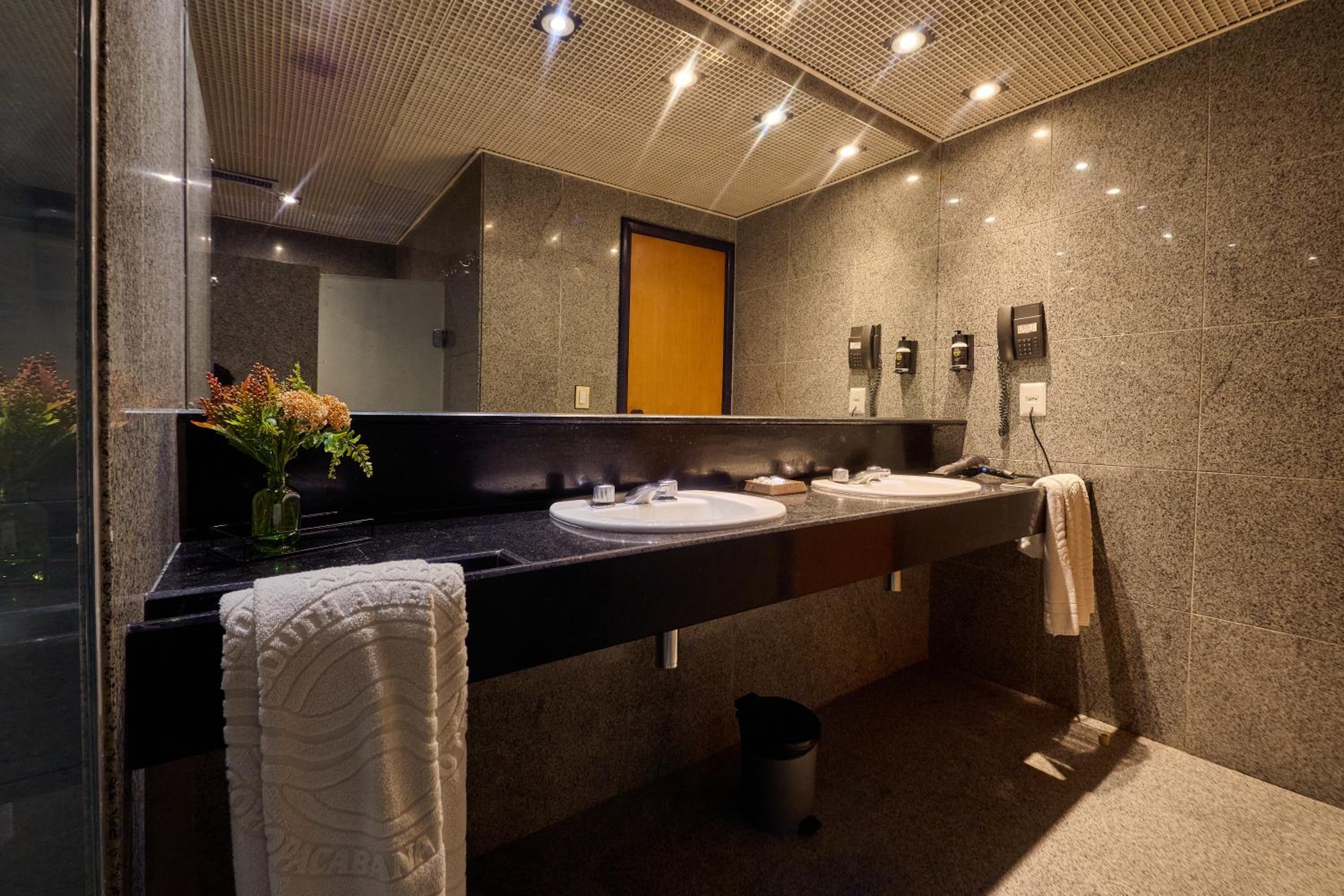 Executive Suite with Spa Bath