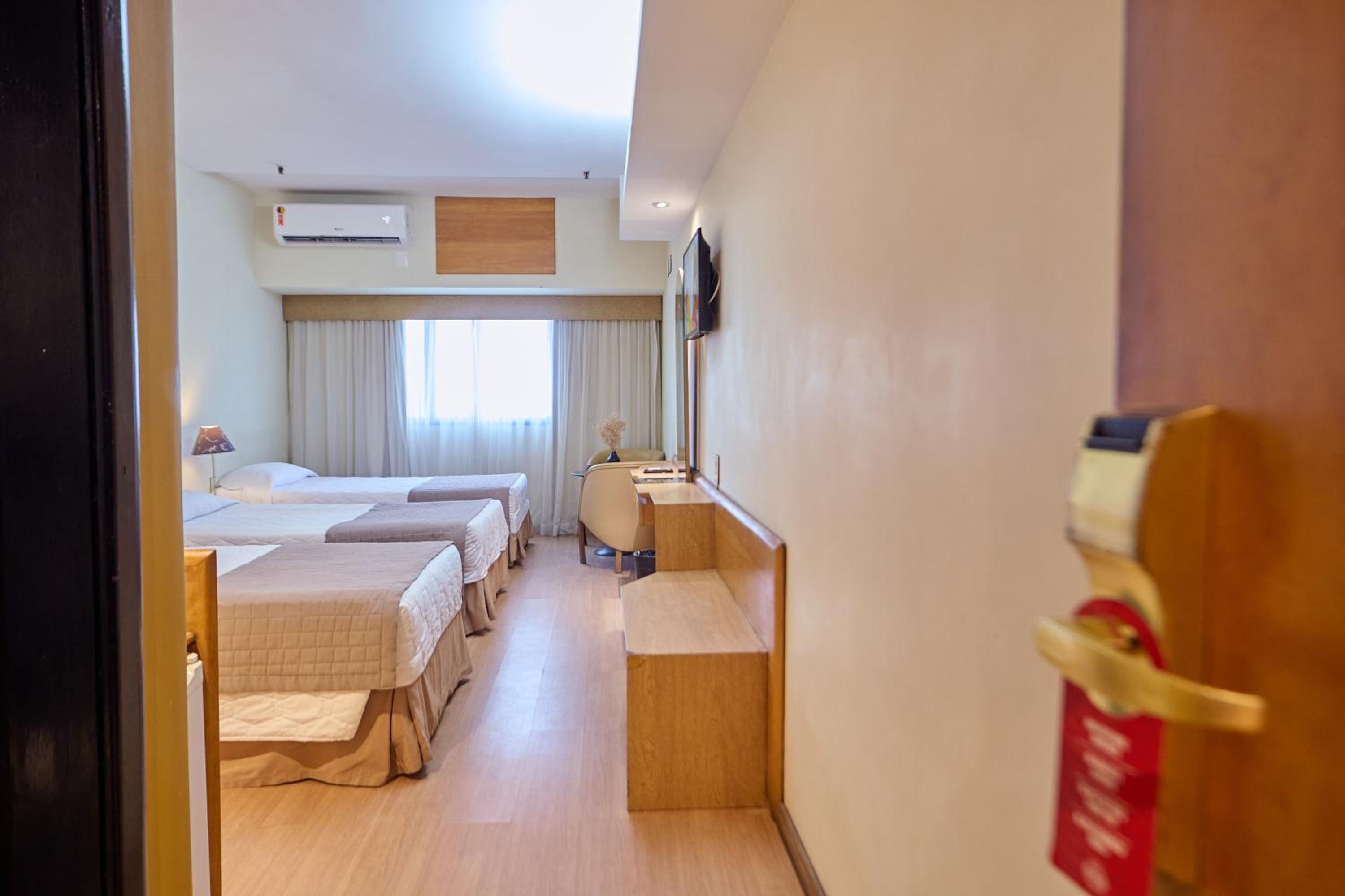 Standard Triple Room thumbnail 5