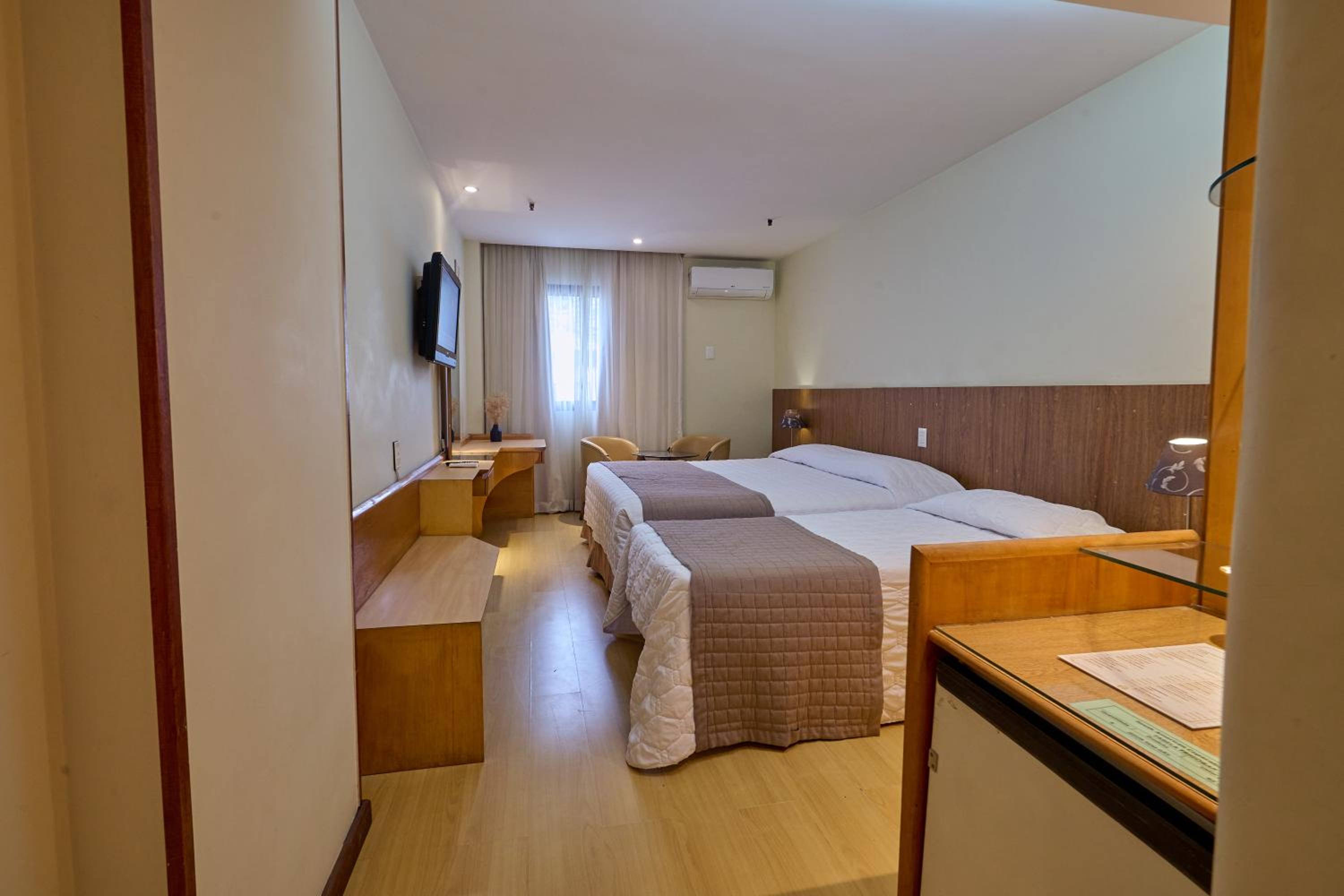 Standard Triple Room thumbnail 6