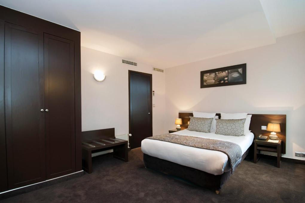 Standard Double Room photo 3
