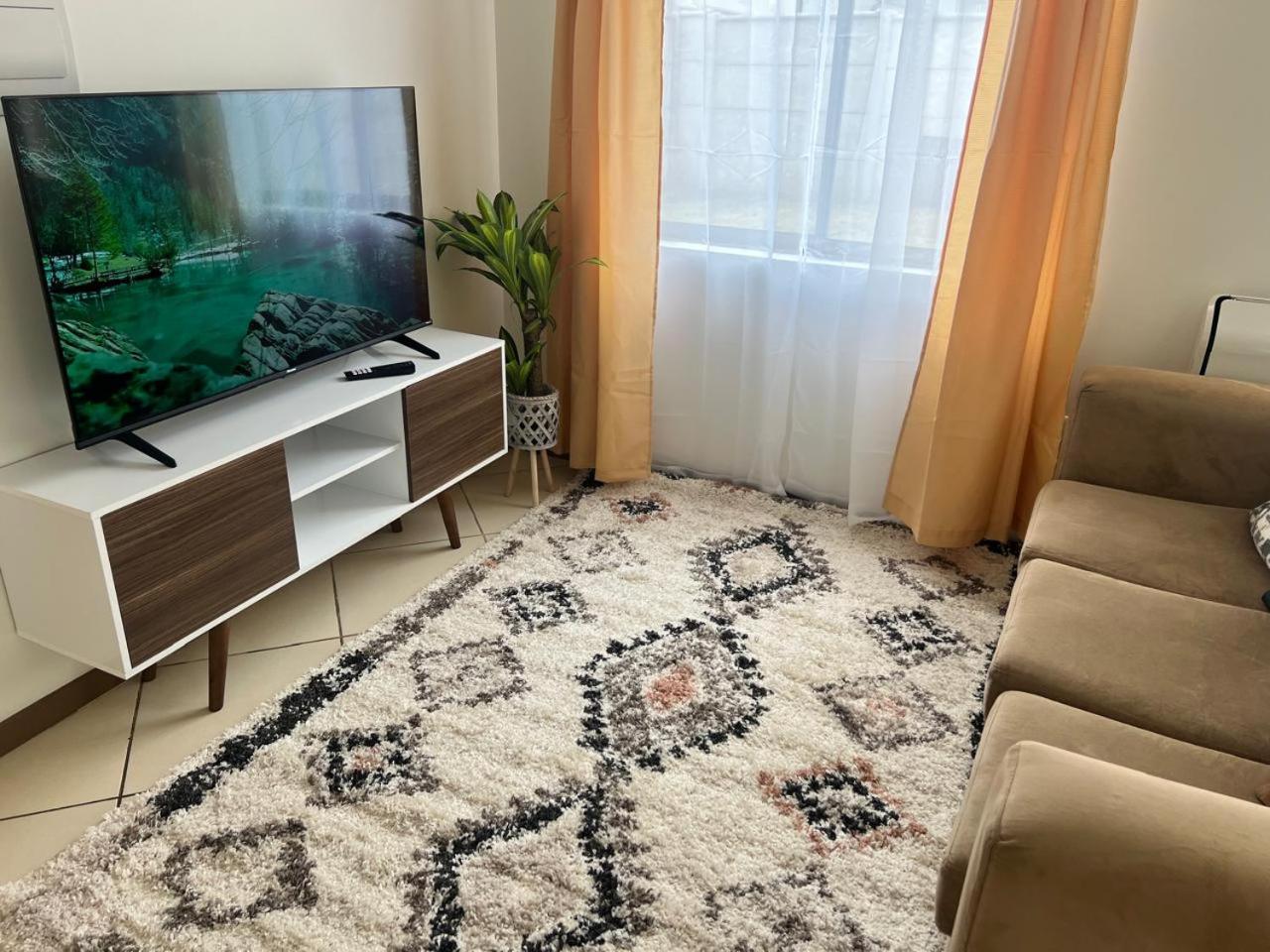 Apartment photo 1