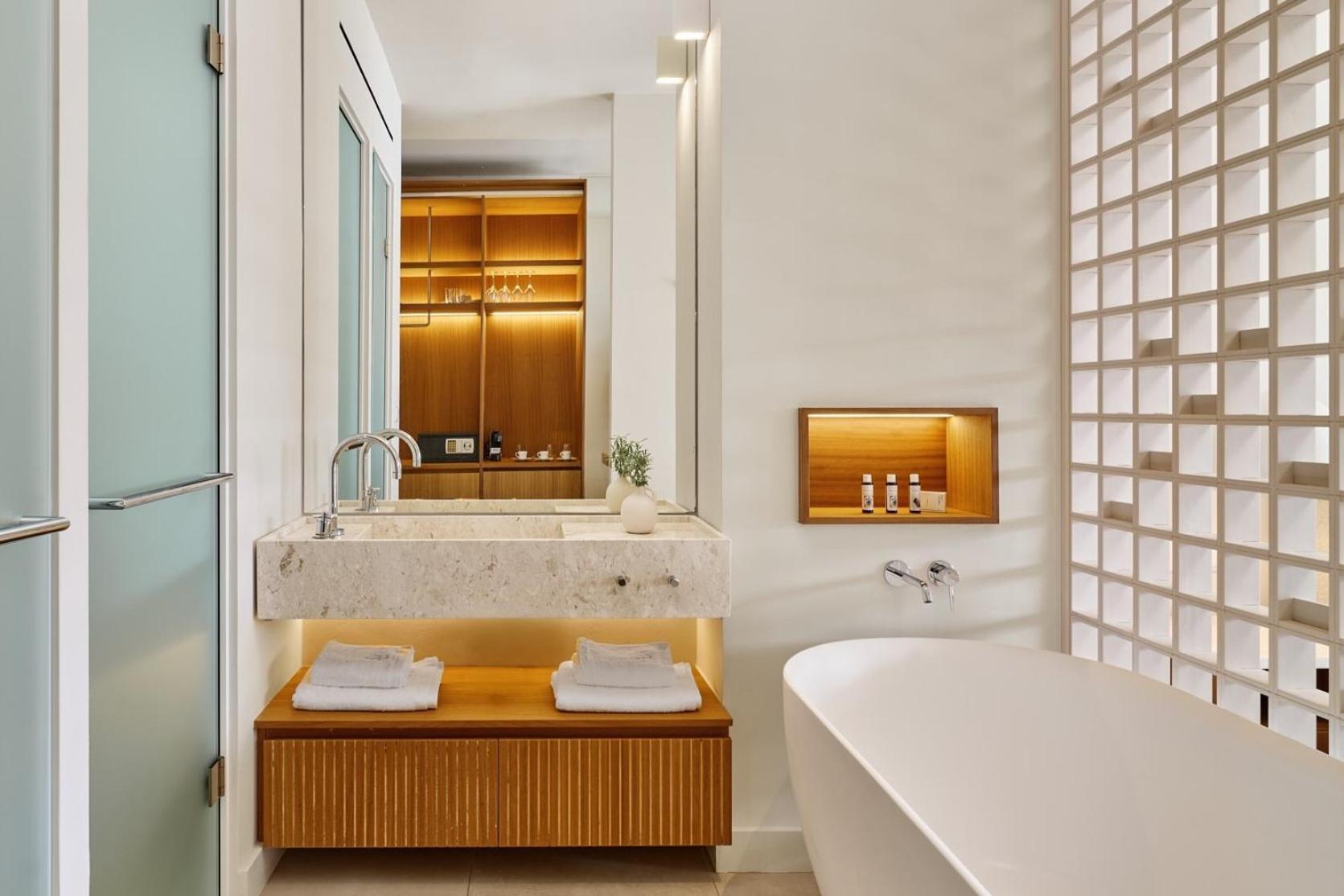 Fabulous Bay Junior Suite - Photo 3