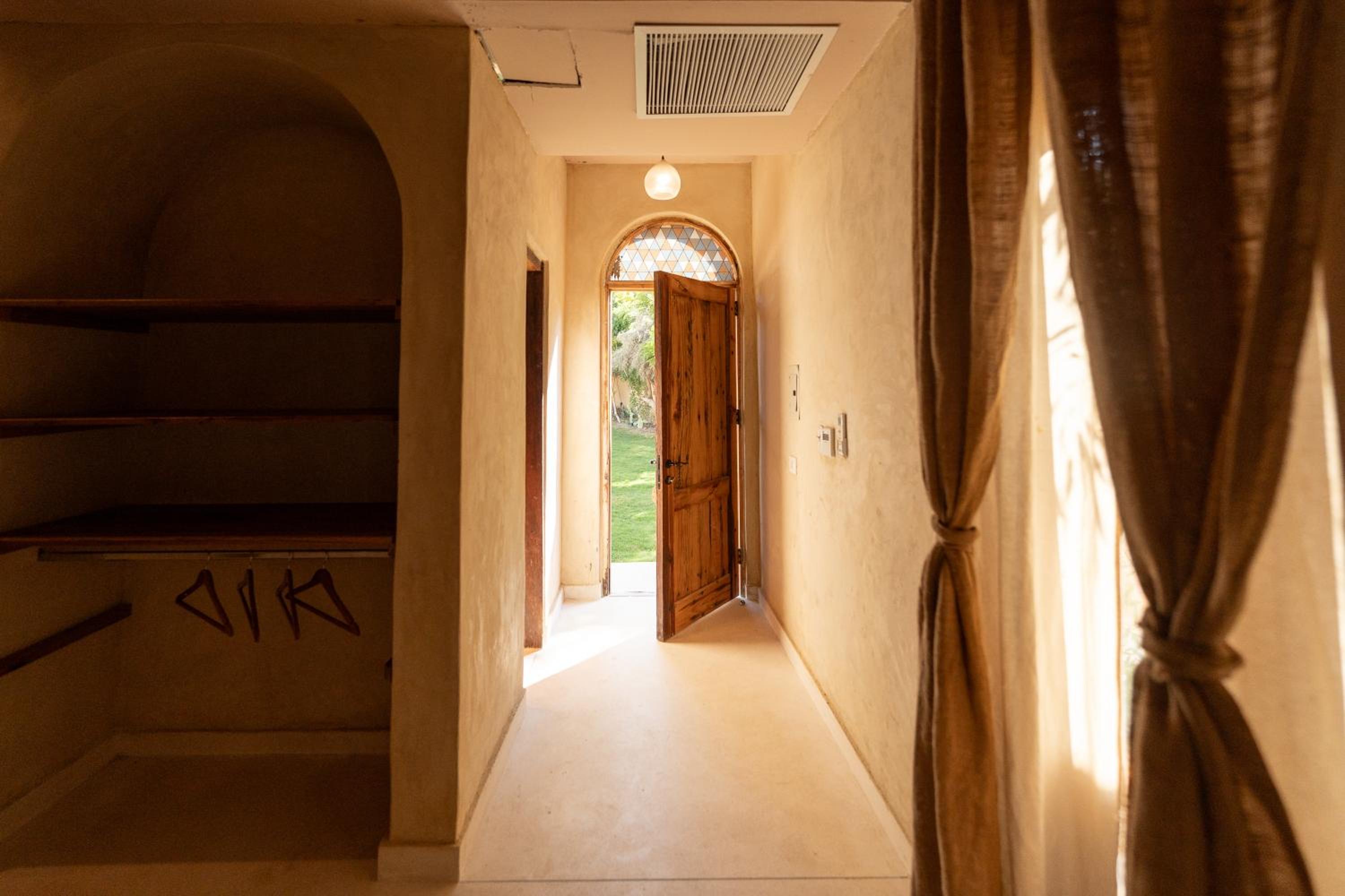 Twin Room with Terrace - Photo 8