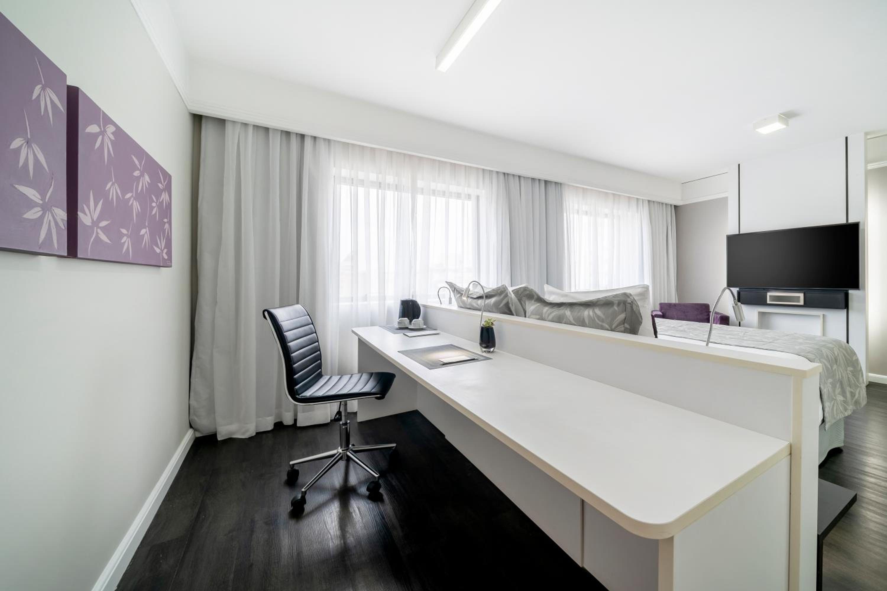 Superior Twin Room - Photo 10